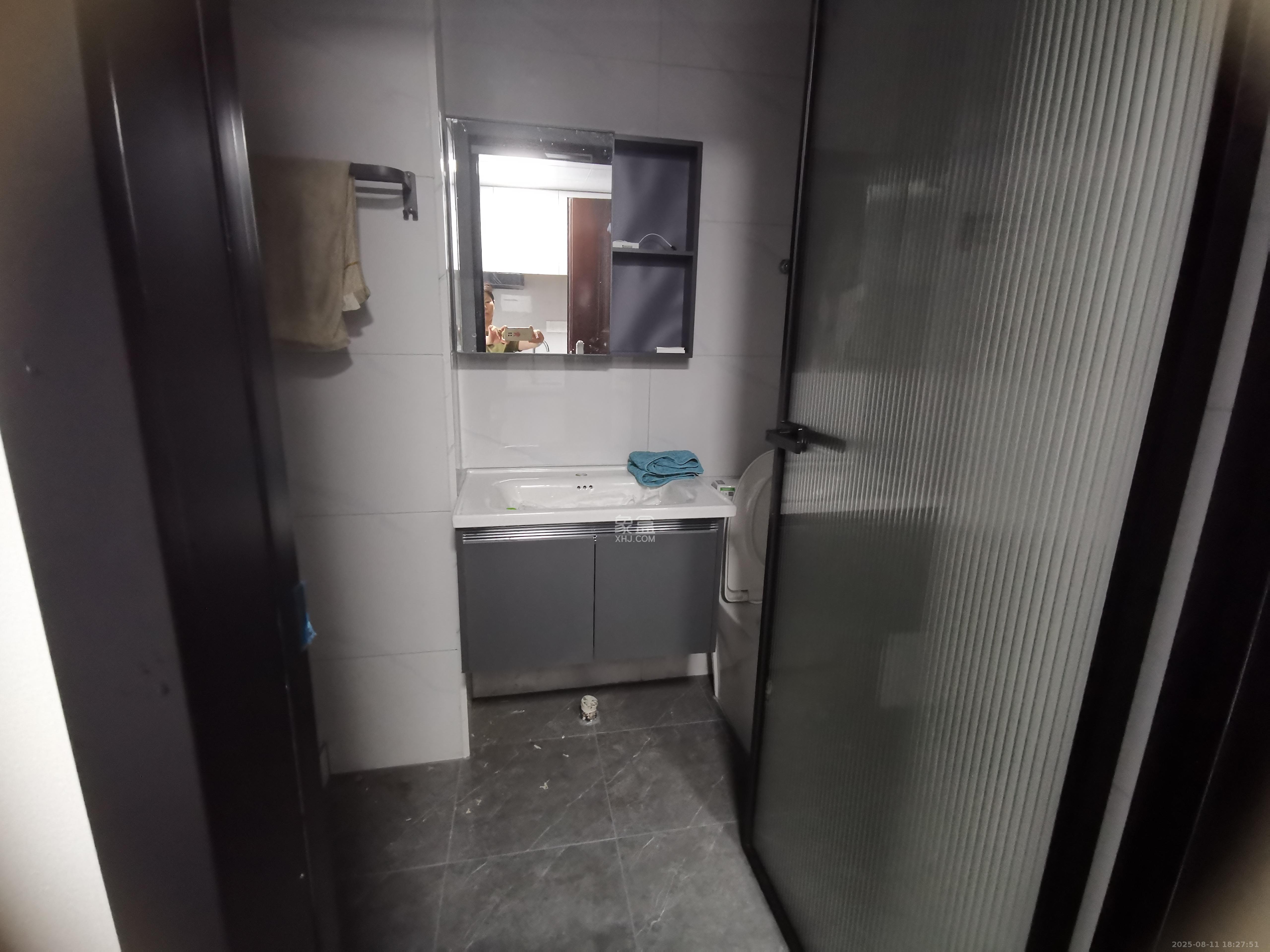 中海珑悦府 1室0厅0卫 1400.0元/月 中海珑悦府 1室0厅0卫 1400.0元/月室内图