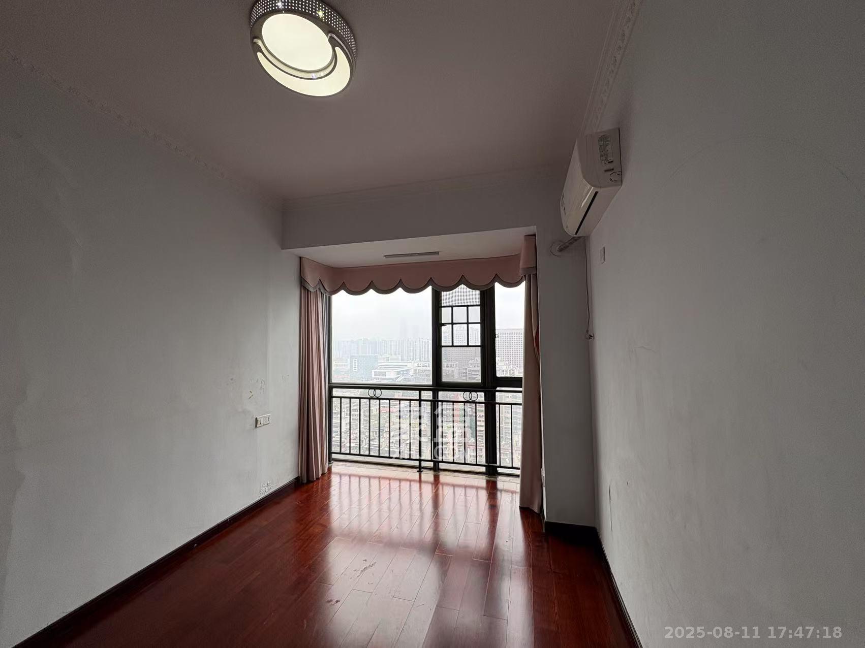 万博汇 4室2厅2卫 4800.0元/月 万博汇 4室2厅2卫 4800.0元/月室内图