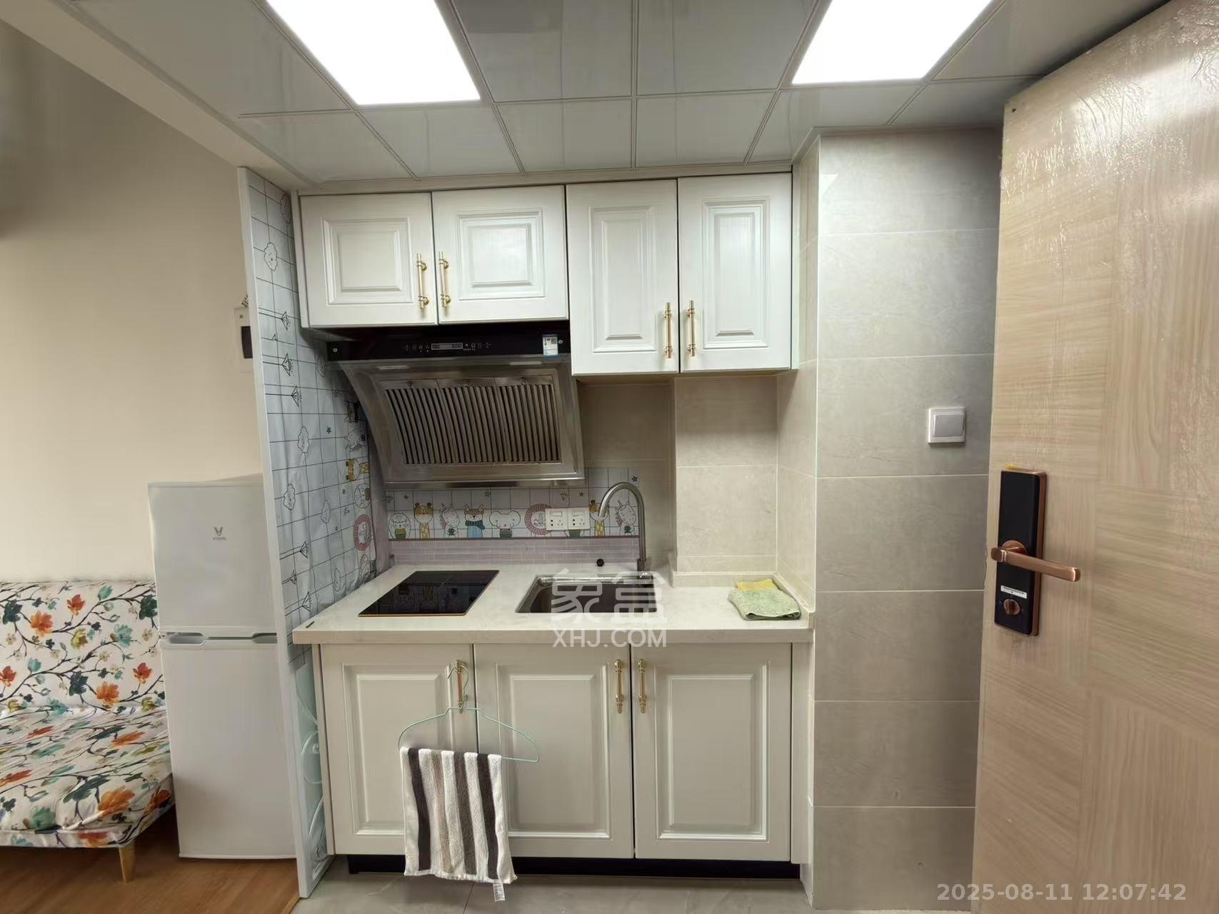 中国铁建洋湖壹品(中国城建家园) 1室1厅1卫 1600.0元/月 中国铁建洋湖壹品(中国城建家园) 1室1厅1卫 1600.0元/月室内图