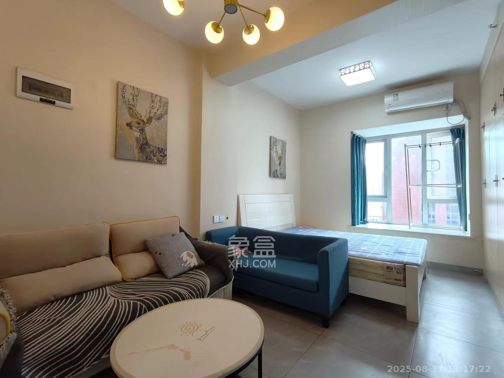 芙蓉万国城MOMA(卓越汇富苑) 1室1厅1卫 1400.0元/月 芙蓉万国城MOMA(卓越汇富苑) 1室1厅1卫 1400.0元/月室内图