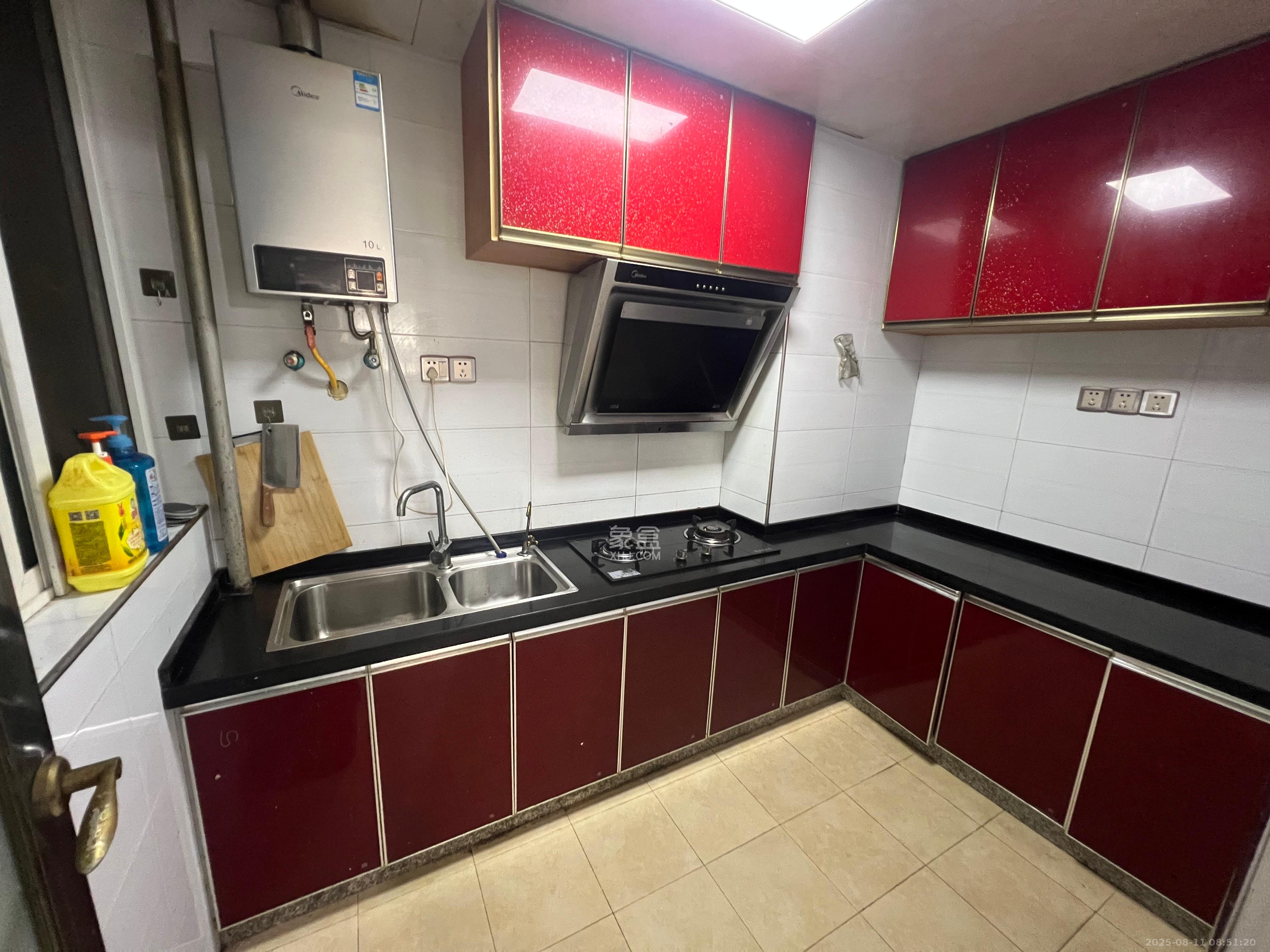 锦璨家园  3室2厅2卫    2500.0元/月 锦璨家园  3室2厅2卫    2500.0元/月室内图