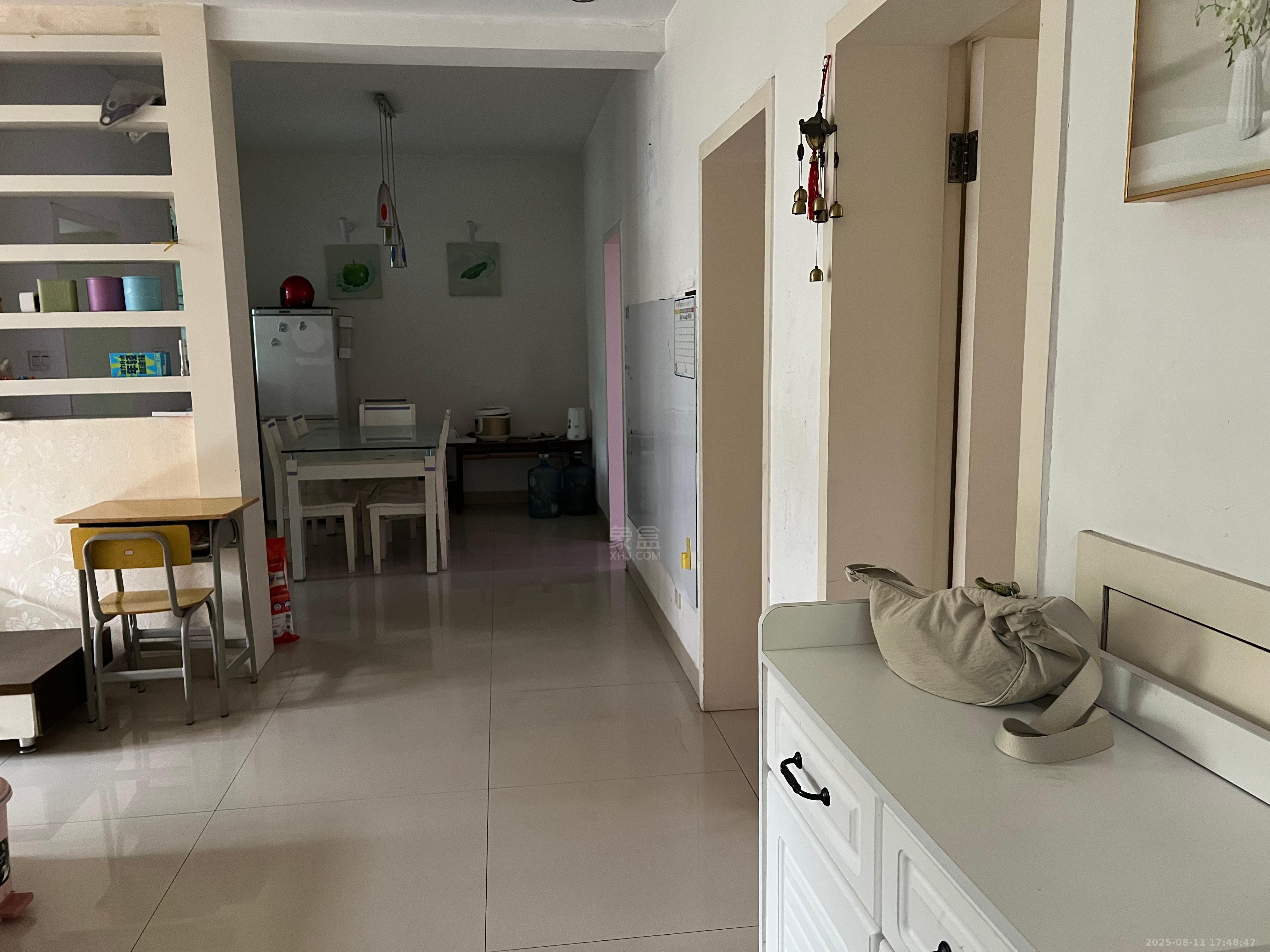 石桂小区 3室2厅1卫 1000.0元/月 石桂小区 3室2厅1卫 1000.0元/月室内图