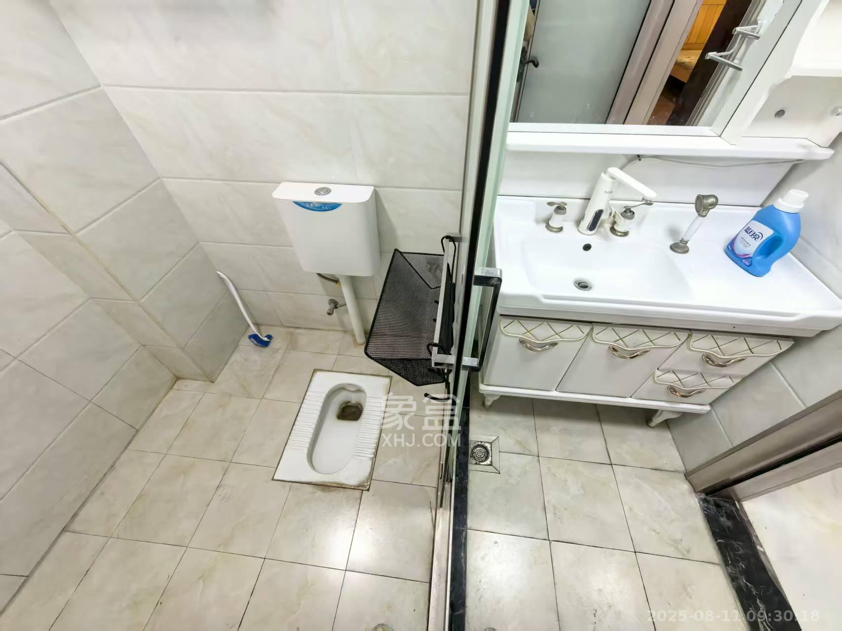 中建梅溪湖中心  3室2厅2卫    3500.0元/月 中建梅溪湖中心  3室2厅2卫    3500.0元/月室内图