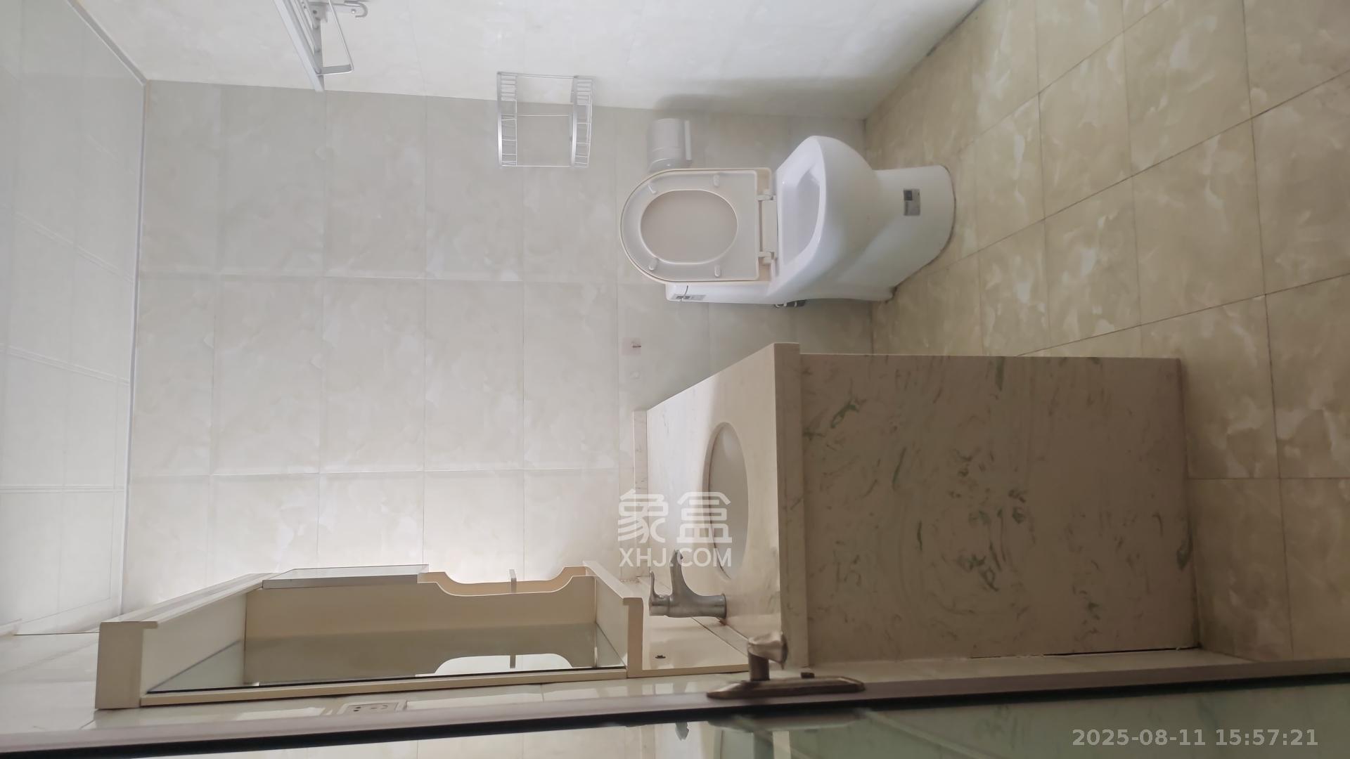 星邮公寓 6室2厅4卫 3800.0元/月 星邮公寓 6室2厅4卫 3800.0元/月室内图