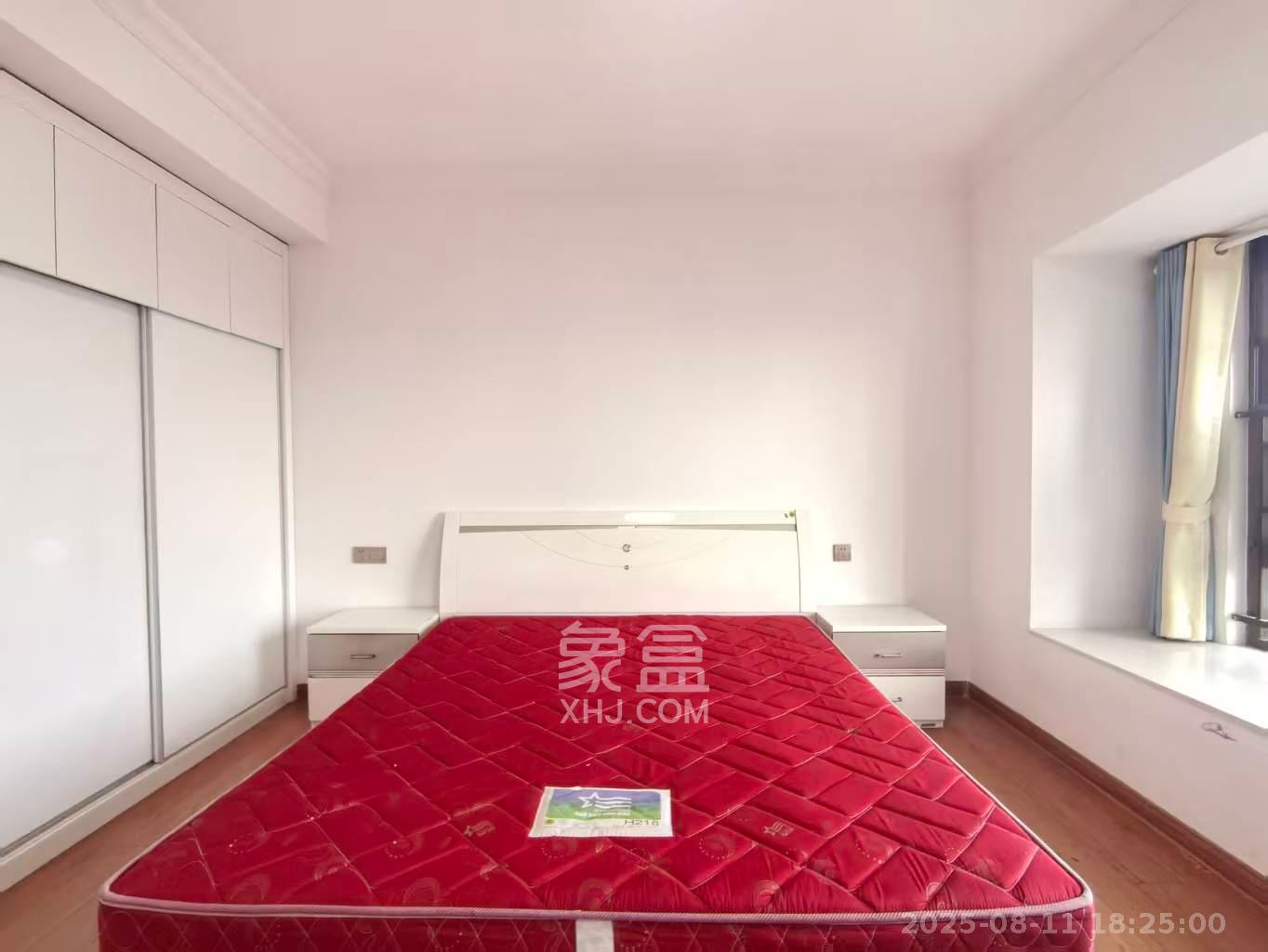 碧桂园星城首府 4室2厅2卫 3400.0元/月 碧桂园星城首府 4室2厅2卫 3400.0元/月室内图