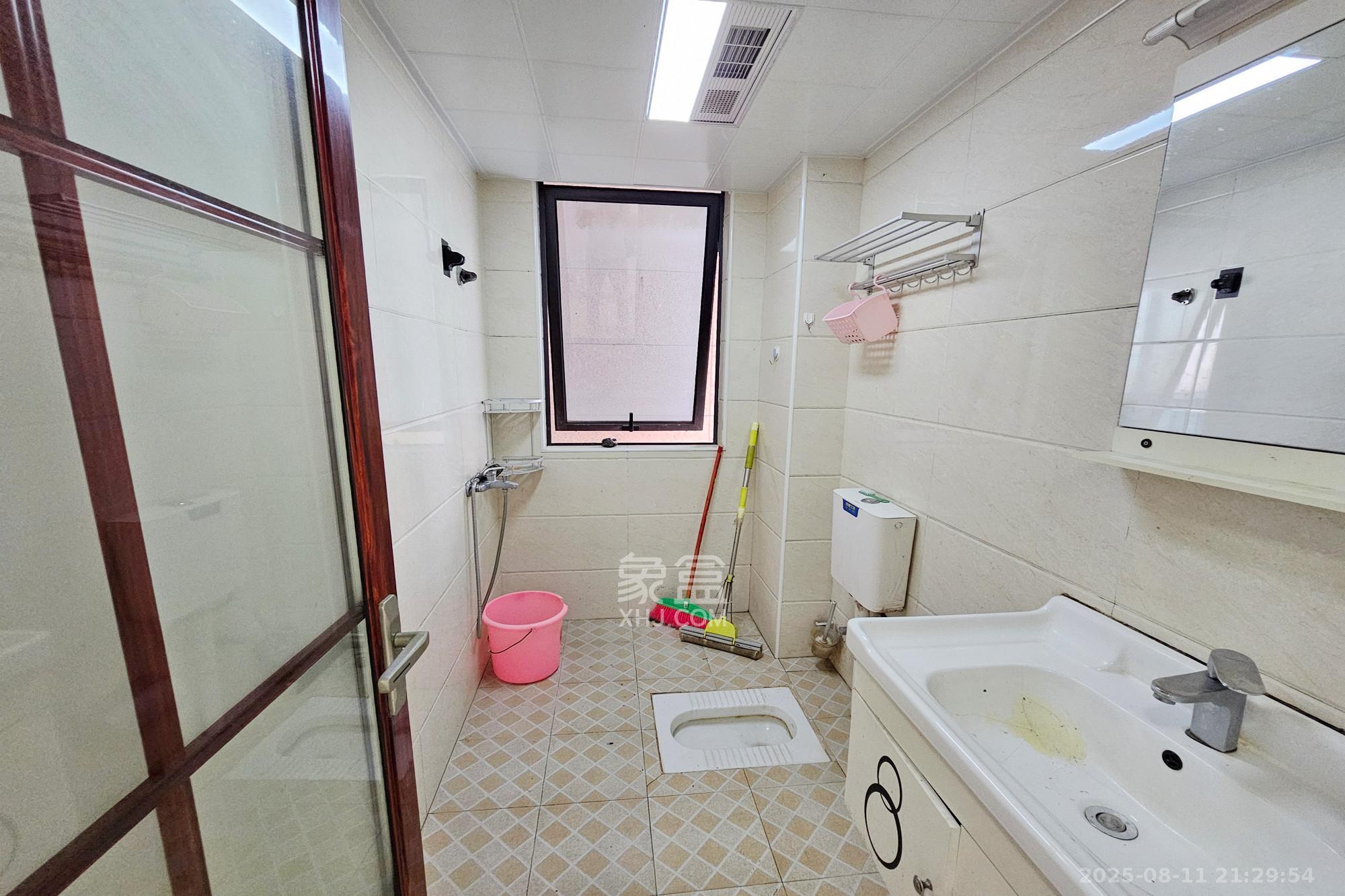 明昇壹城(明昇时代广场)一期 3室2厅1卫 130.0万 明昇壹城(明昇时代广场)一期 3室2厅1卫 130.0万其他