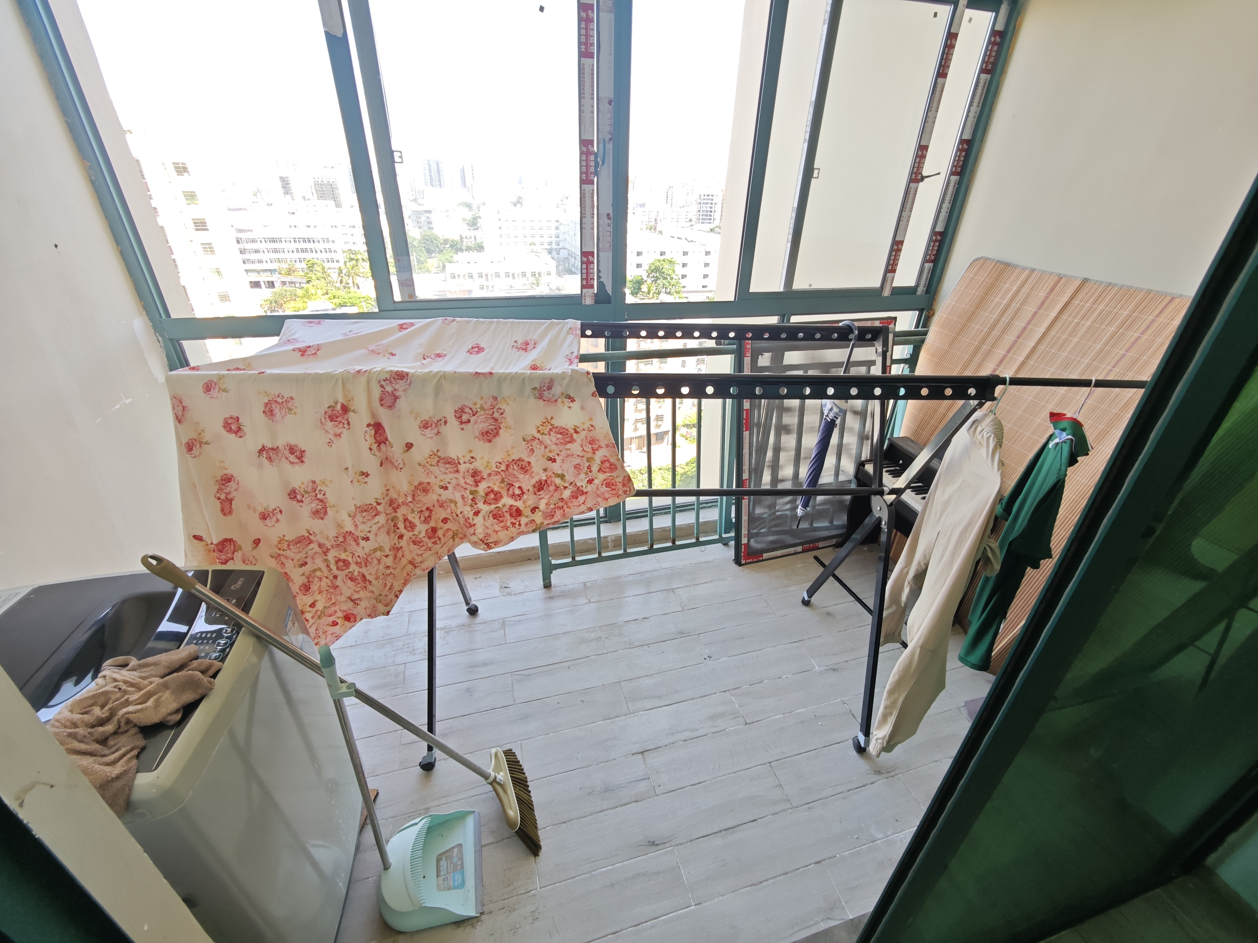 景观花园  3室2厅1卫   2000.00元/月室内图