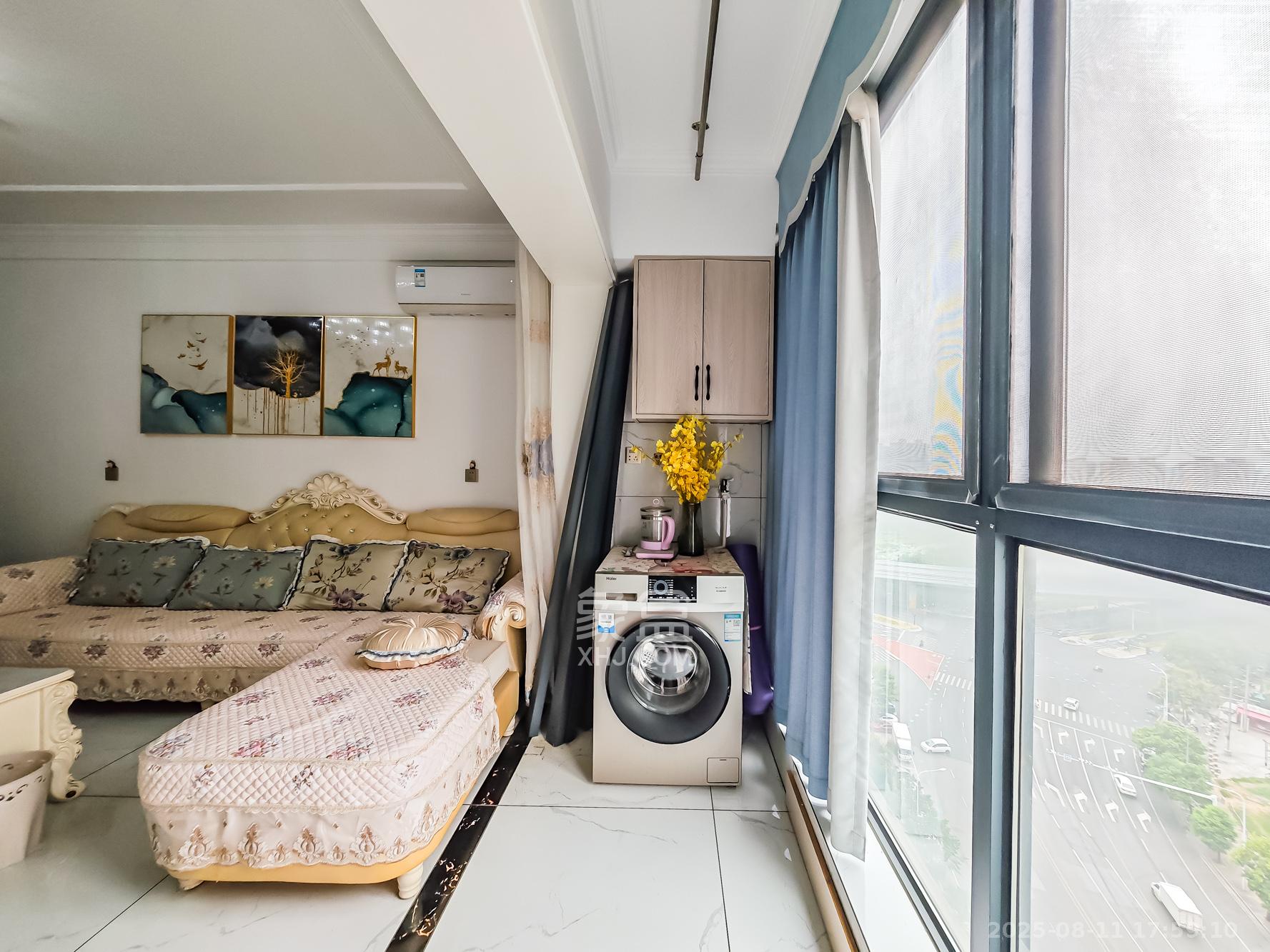 钱隆世家  2室2厅1卫    68.0万阳台