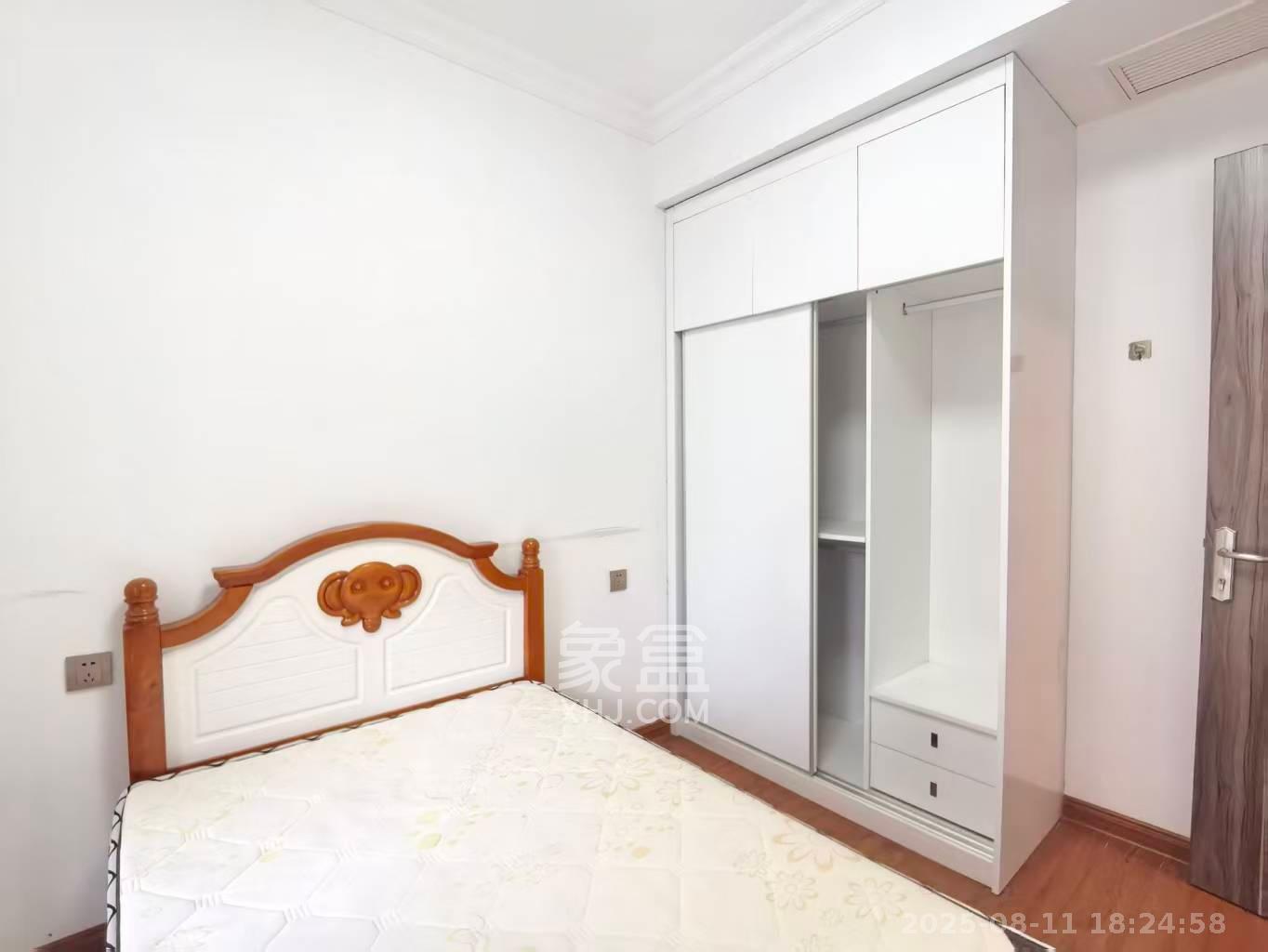 碧桂园星城首府 4室2厅2卫 3400.0元/月 碧桂园星城首府 4室2厅2卫 3400.0元/月室内图