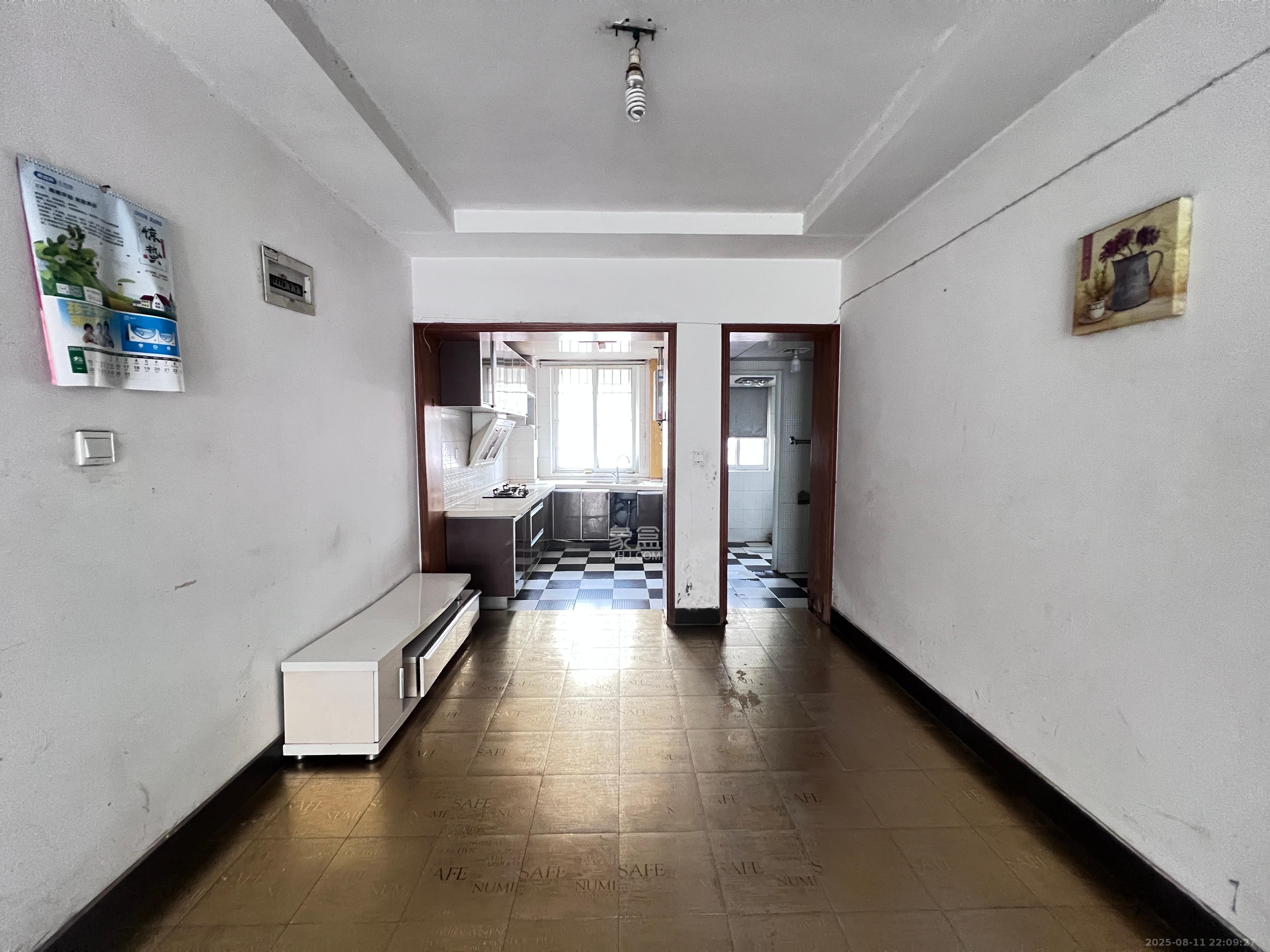 湘樟园小区（湘樟家园）  4室2厅1卫    1800.0元/月室内图