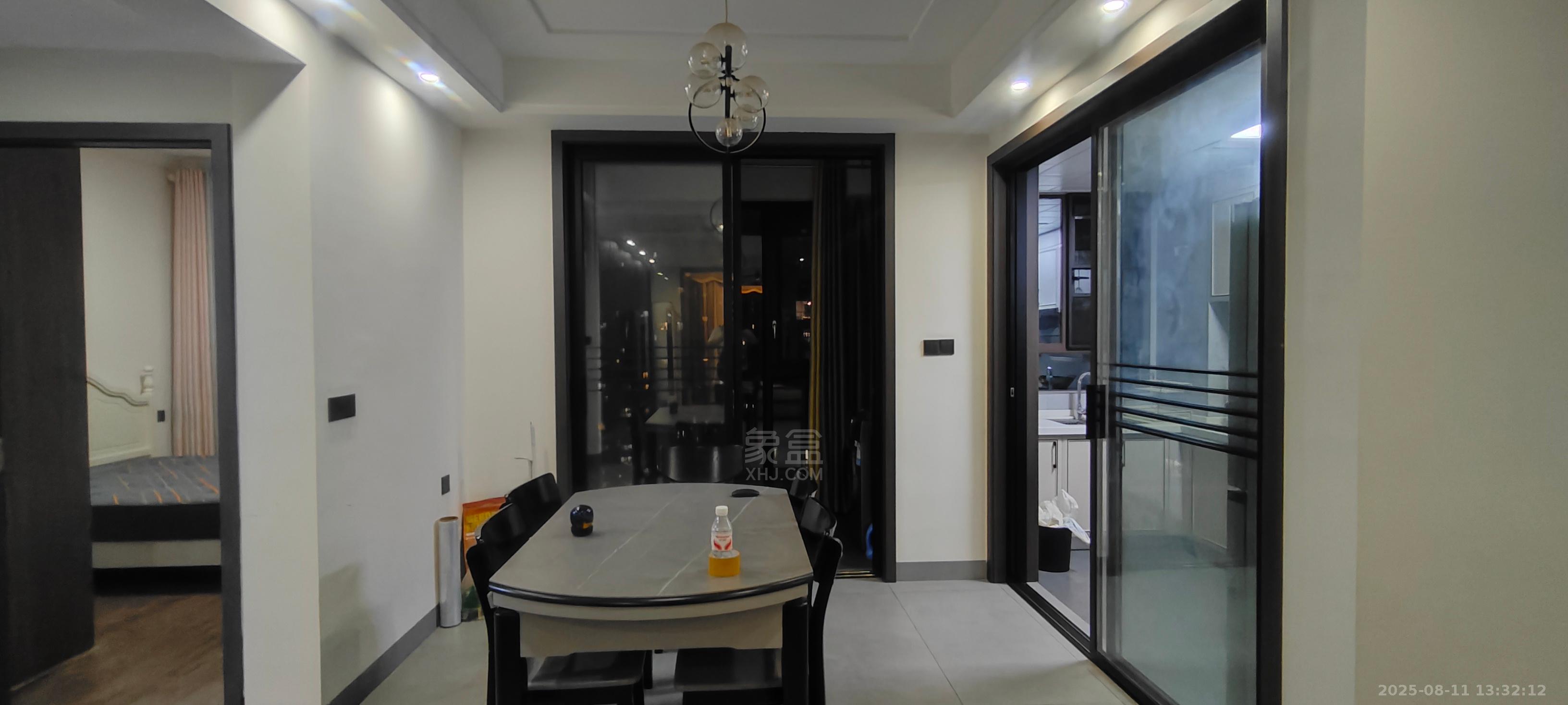 中欧昆仑首府 3室2厅1卫 2800.0元/月 中欧昆仑首府 3室2厅1卫 2800.0元/月室内图