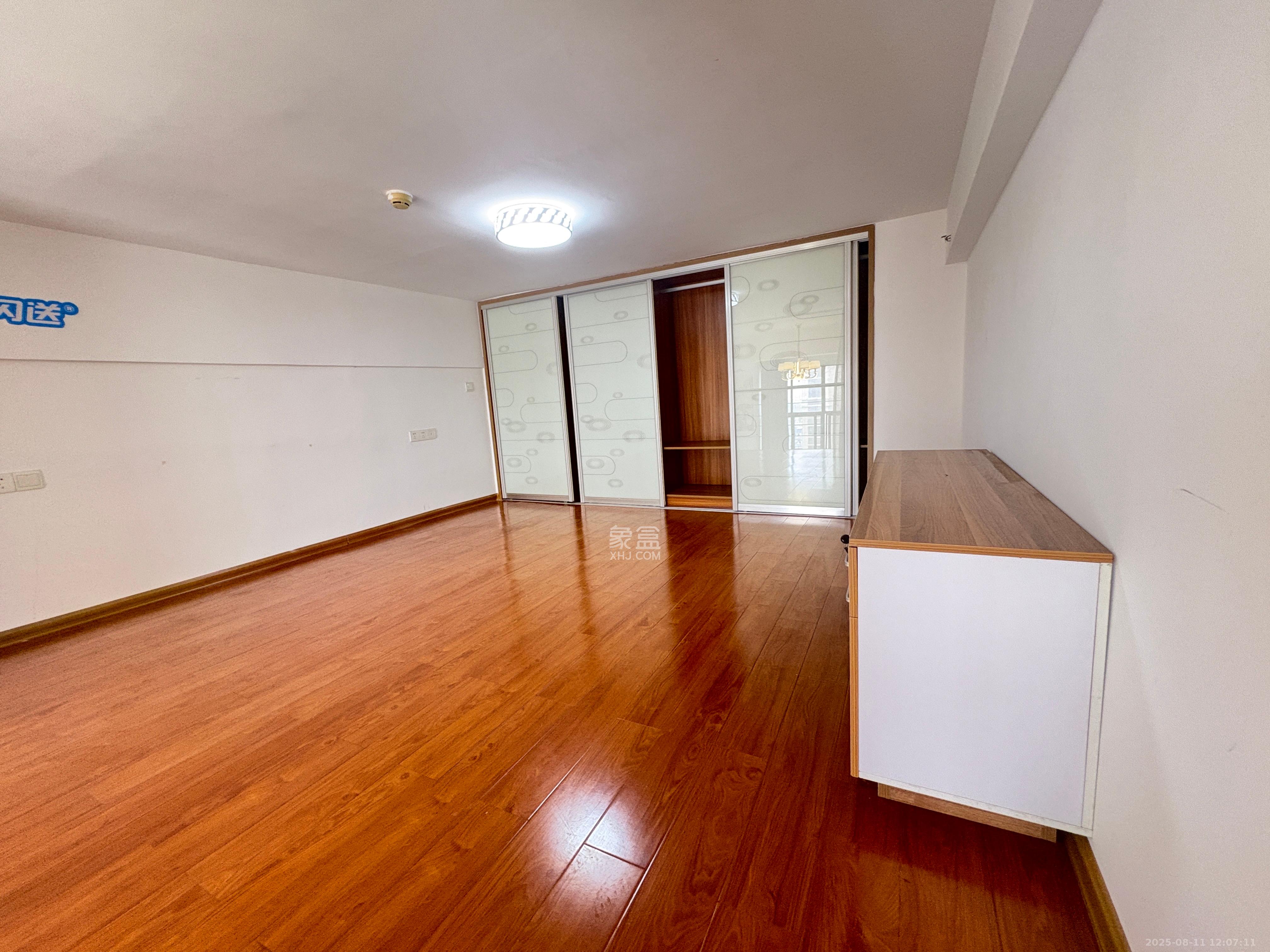 金科时代中心 1室0厅0卫 1500.0元/月 金科时代中心 1室0厅0卫 1500.0元/月室内图