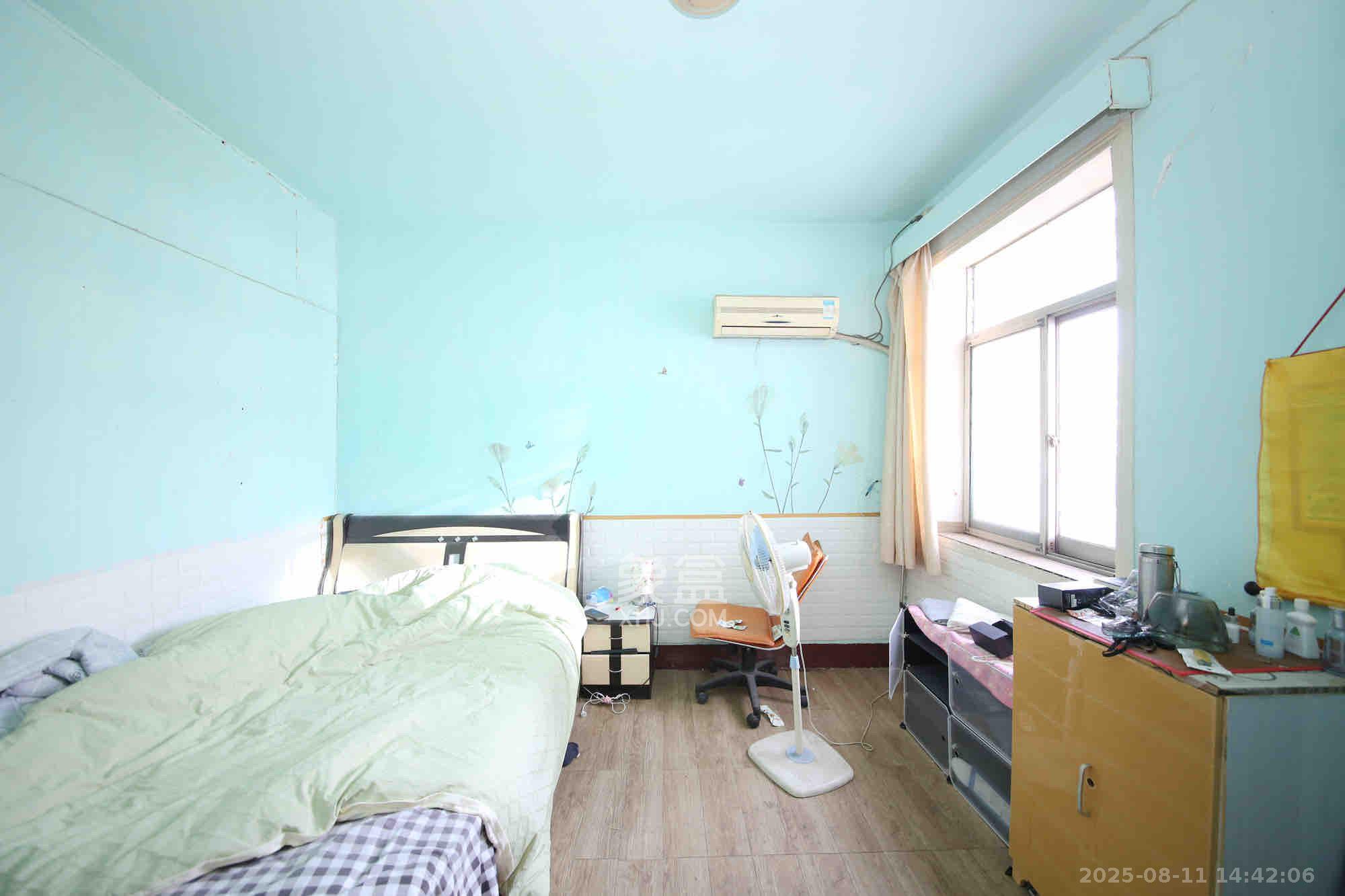 物资厅宿舍(五一大道) 2室2厅1卫 1600.0元/月 物资厅宿舍(五一大道) 2室2厅1卫 1600.0元/月室内图