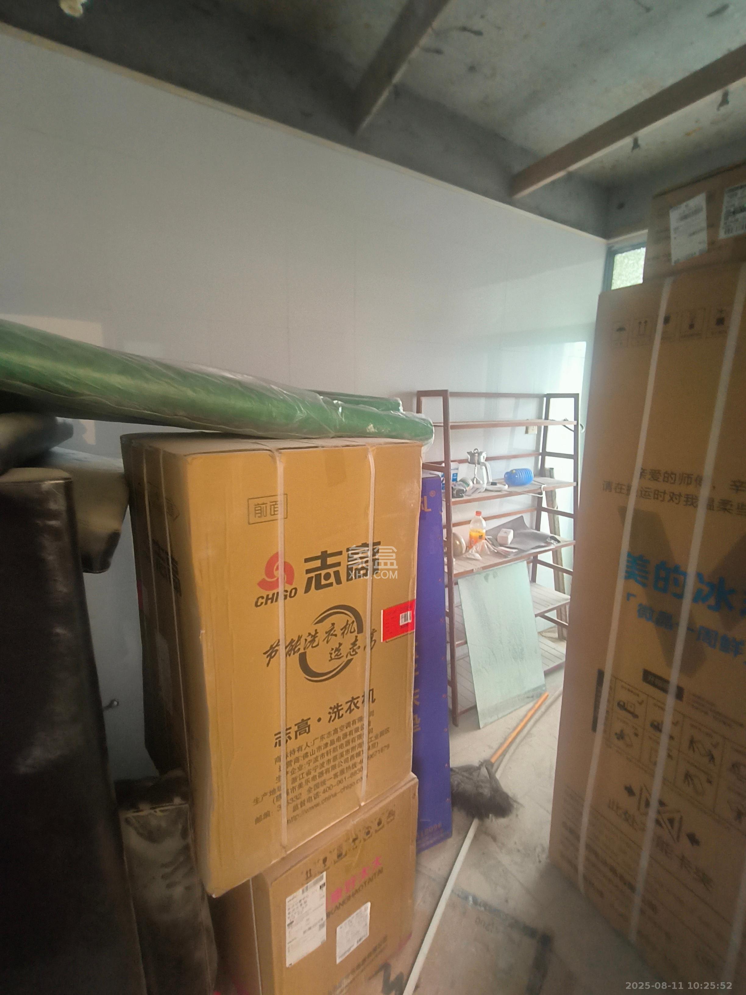 湘域中央  1室1厅1卫    2500.0元/月室内图