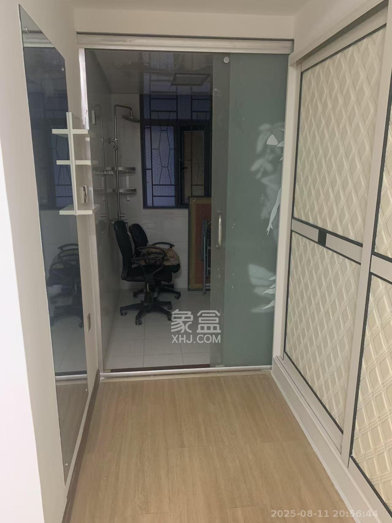 好望谷  3室2厅2卫    2200.0元/月室内图