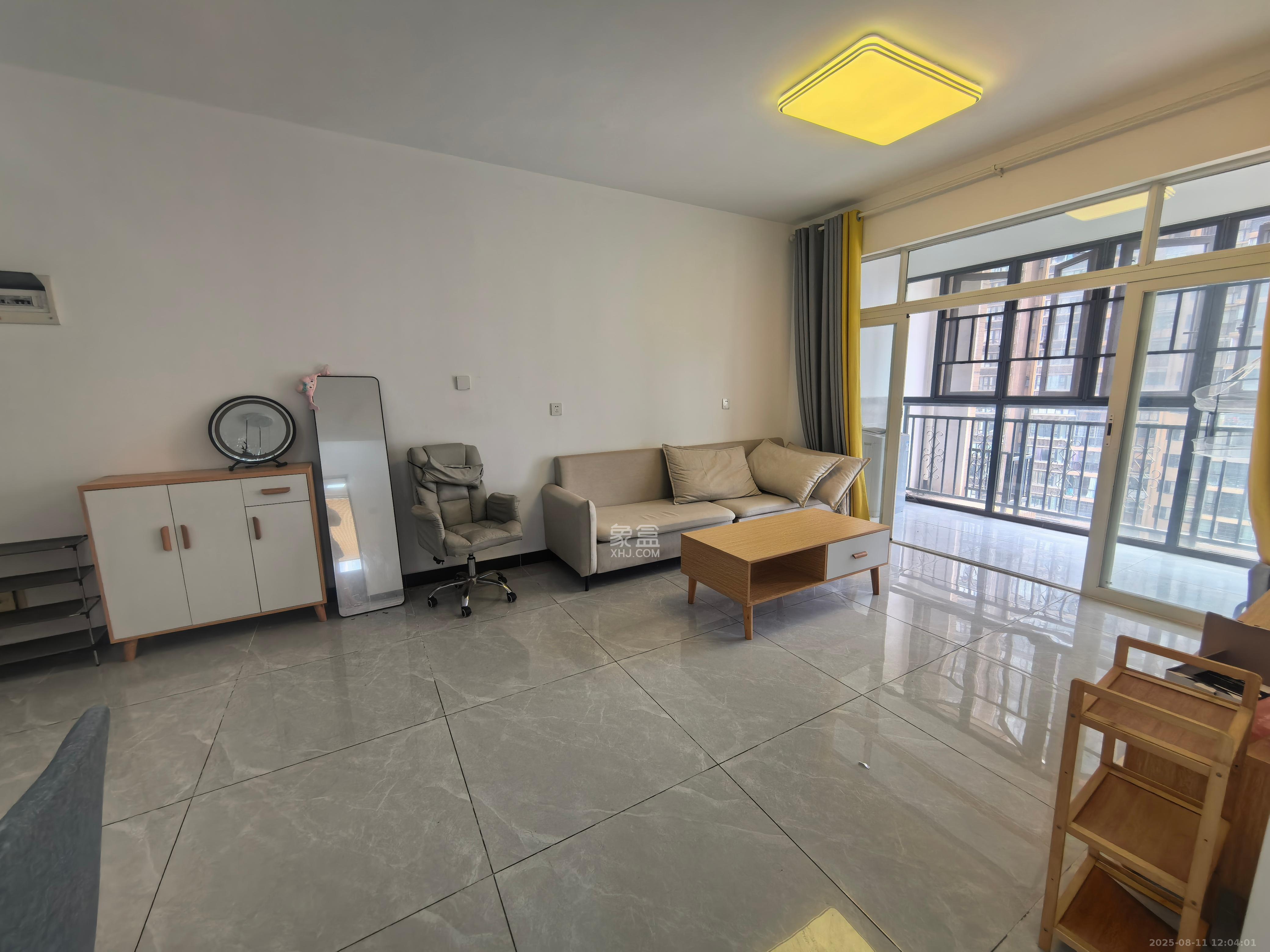 金鼎公园尚 2室2厅1卫 1800.0元/月 金鼎公园尚 2室2厅1卫 1800.0元/月室内图