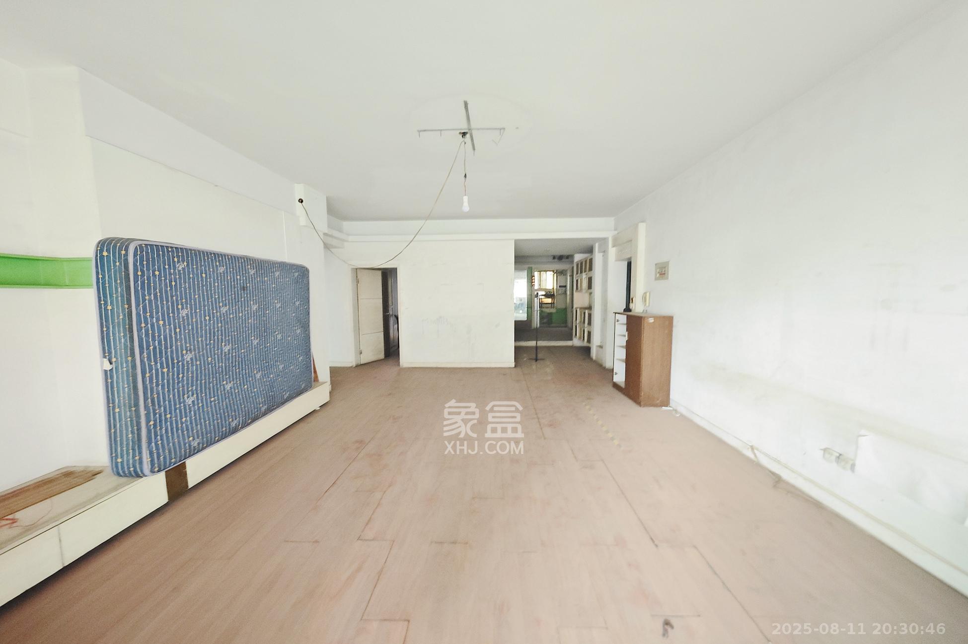 宏轩花苑  3室2厅1卫    95.0万 宏轩花苑  3室2厅1卫    95.0万