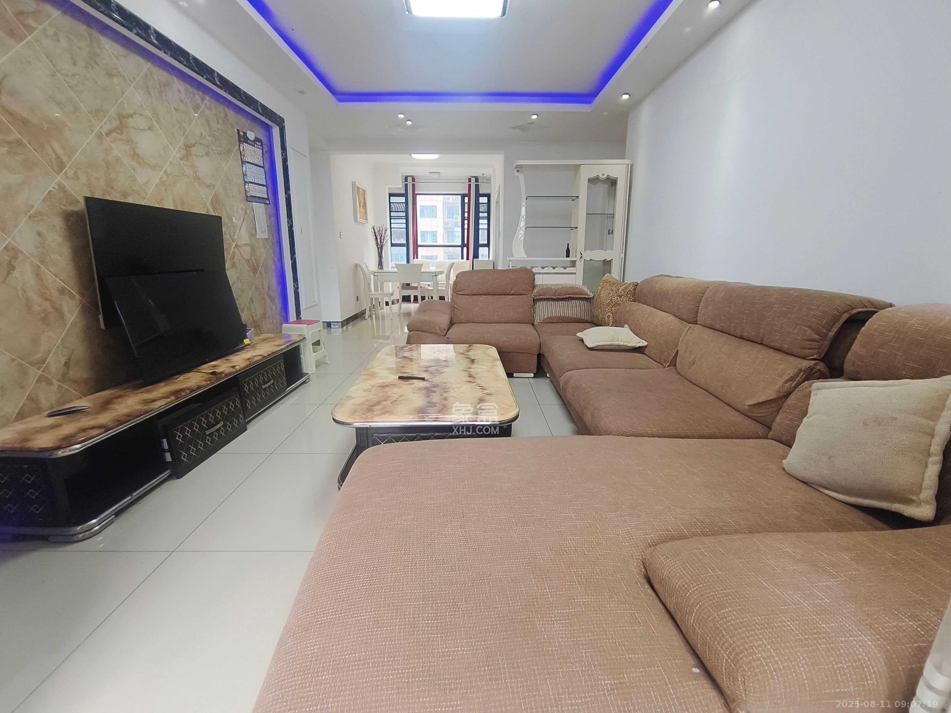 中国铁建梅溪青秀一期  3室2厅1卫    2400.0元/月 中国铁建梅溪青秀一期  3室2厅1卫    2400.0元/月室内图