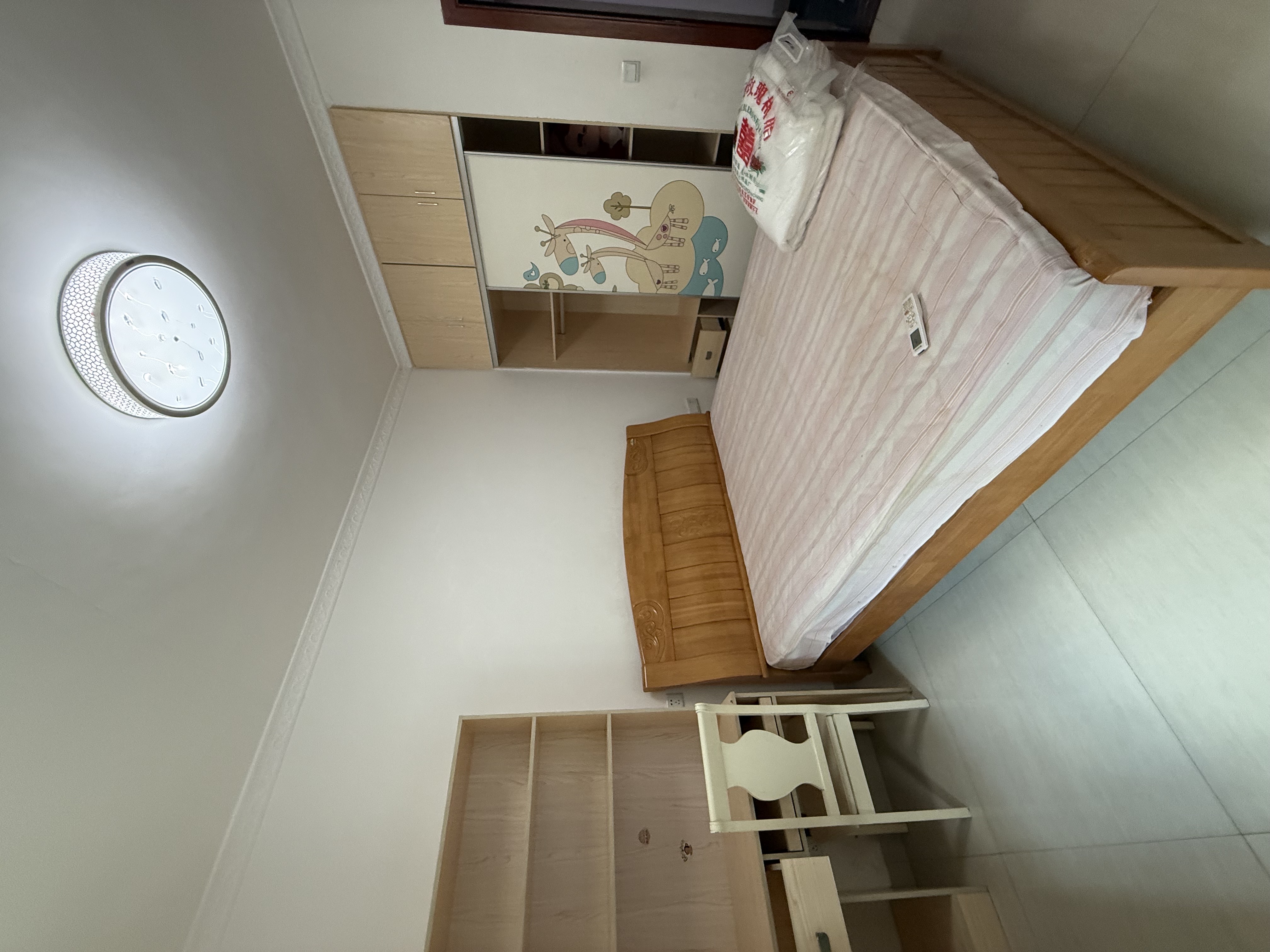 长湖小区  1室0厅0卫   1700.00元/月室内图