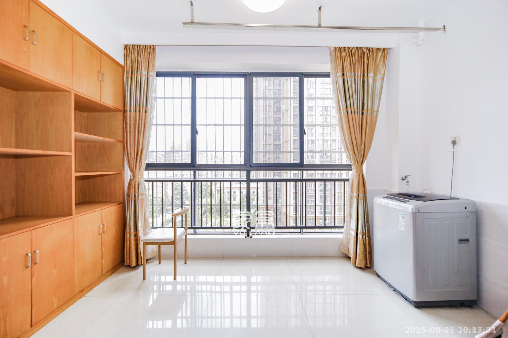 新盛珑璟台 1室2厅1卫 2500.0元/月 新盛珑璟台 1室2厅1卫 2500.0元/月室内图