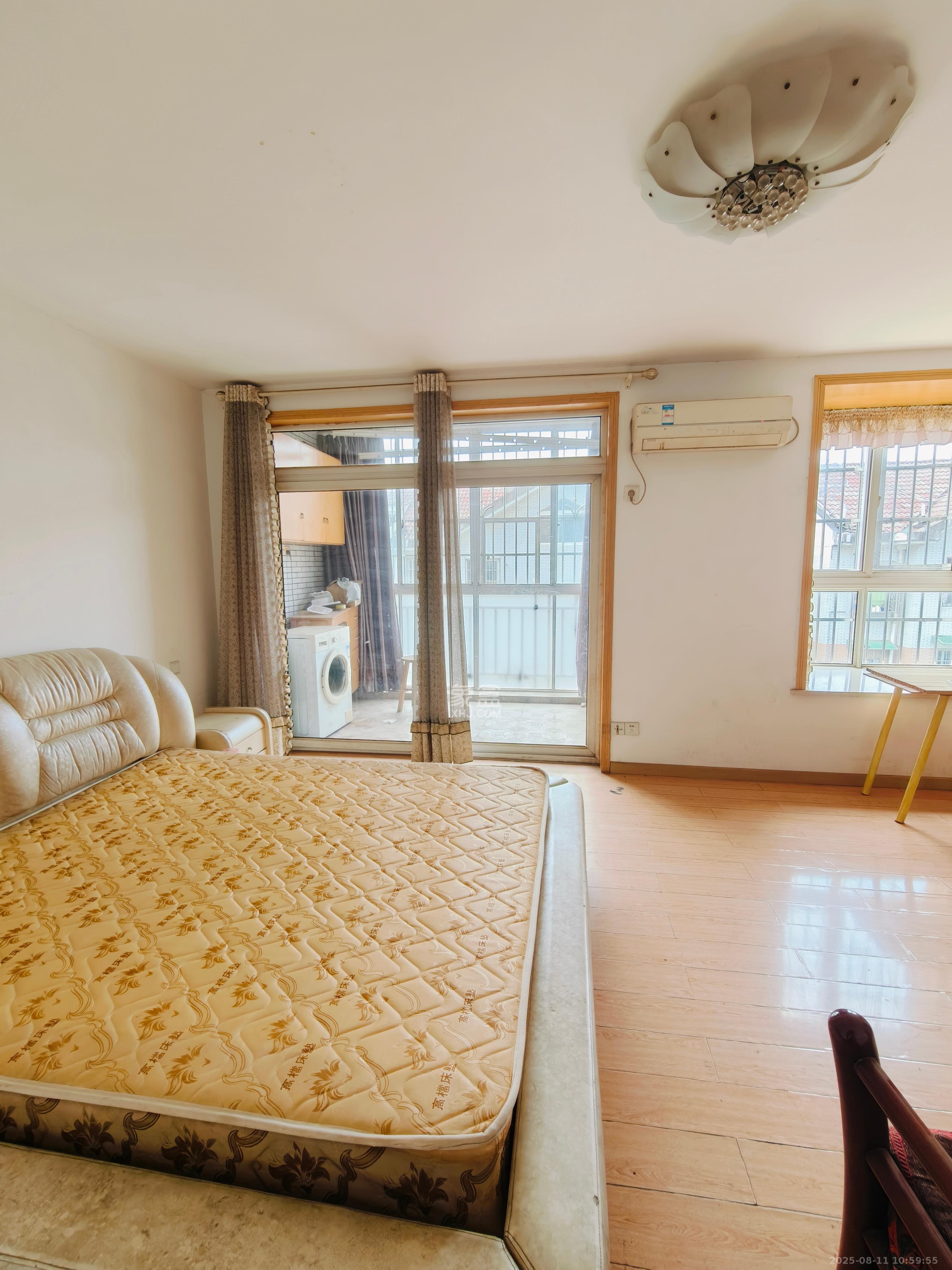 金地园 3室2厅2卫 1800.0元/月 金地园 3室2厅2卫 1800.0元/月室内图