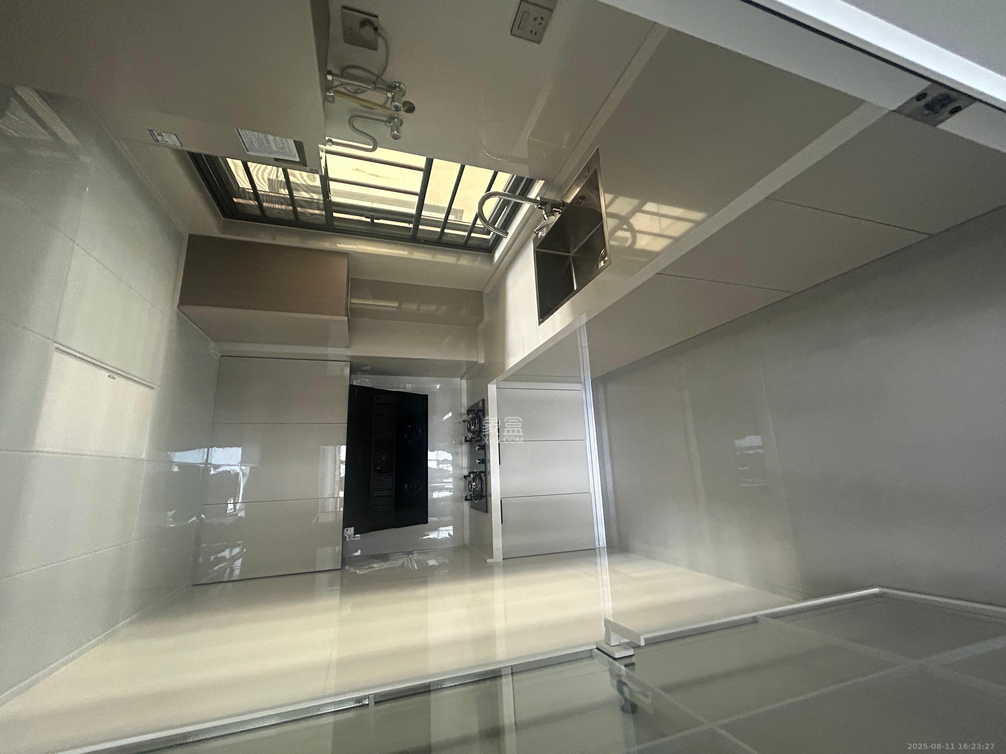 金石蓉园  2室2厅1卫    2400.0元/月室内图