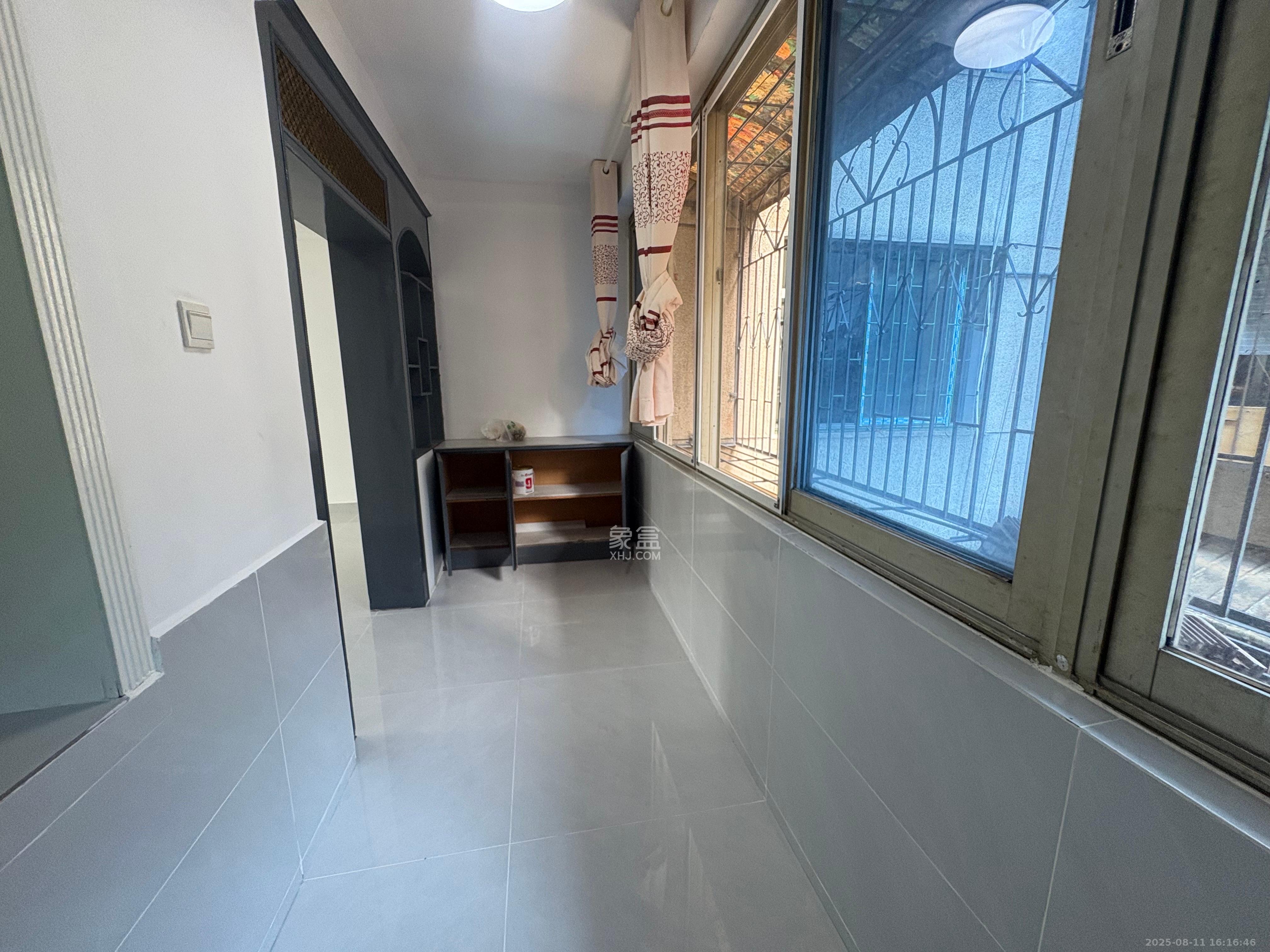 城南花苑 3室1厅1卫 2000.0元/月 城南花苑 3室1厅1卫 2000.0元/月室内图