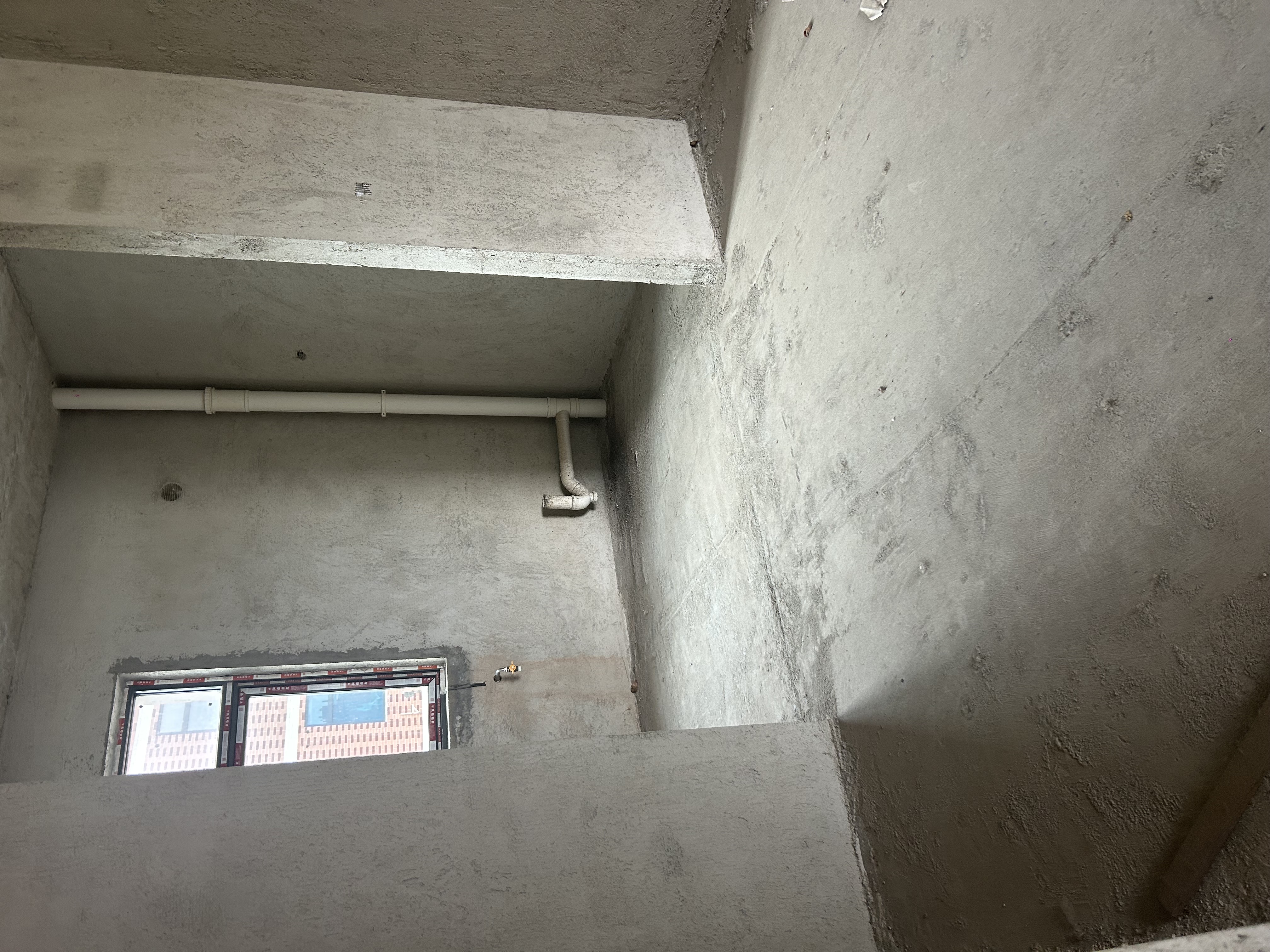 新合作外滩首府  3室2厅2卫    52.8万客厅