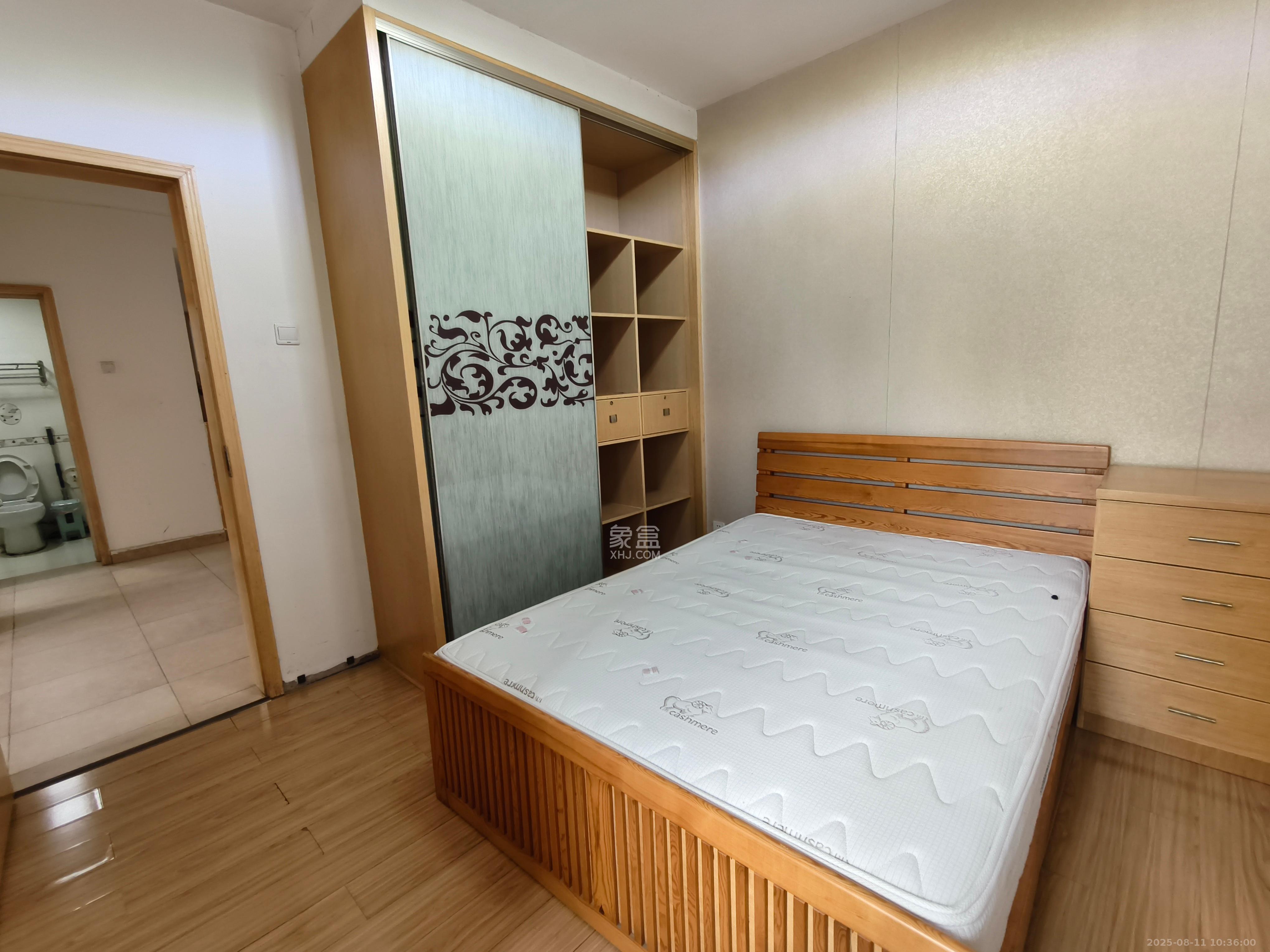 天健芙蓉盛世一期  2室1厅1卫   2600.00元/月室内图