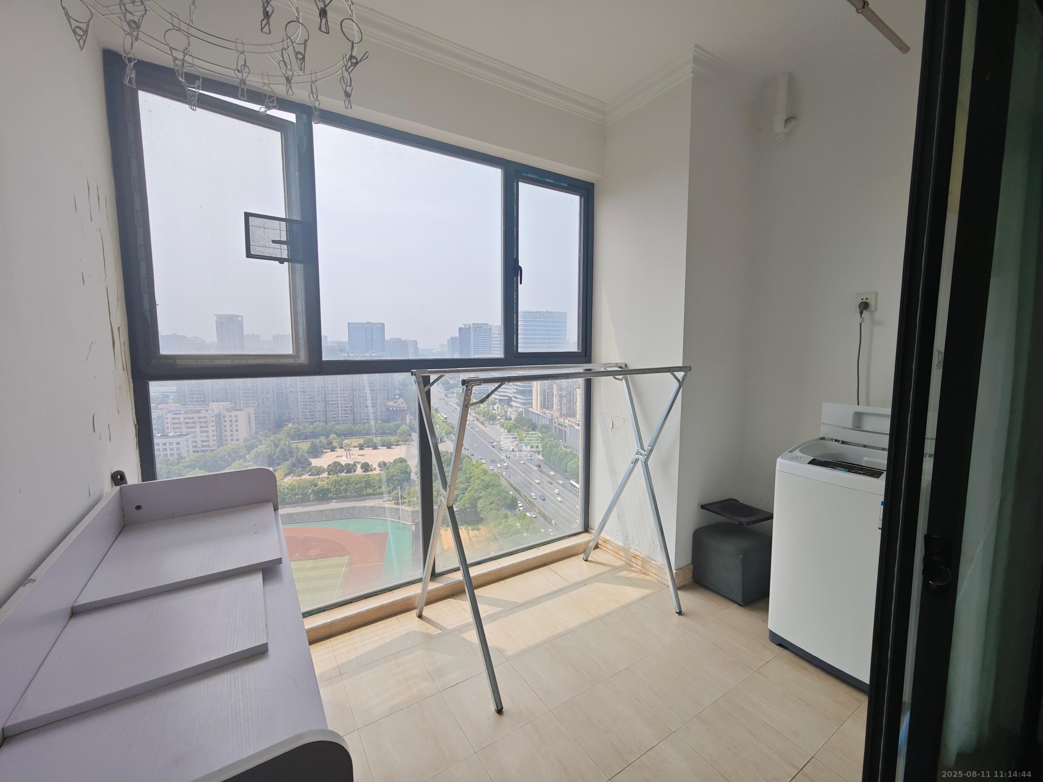 剑桥名门  2室2厅1卫    2000.0元/月 剑桥名门  2室2厅1卫    2000.0元/月室内图