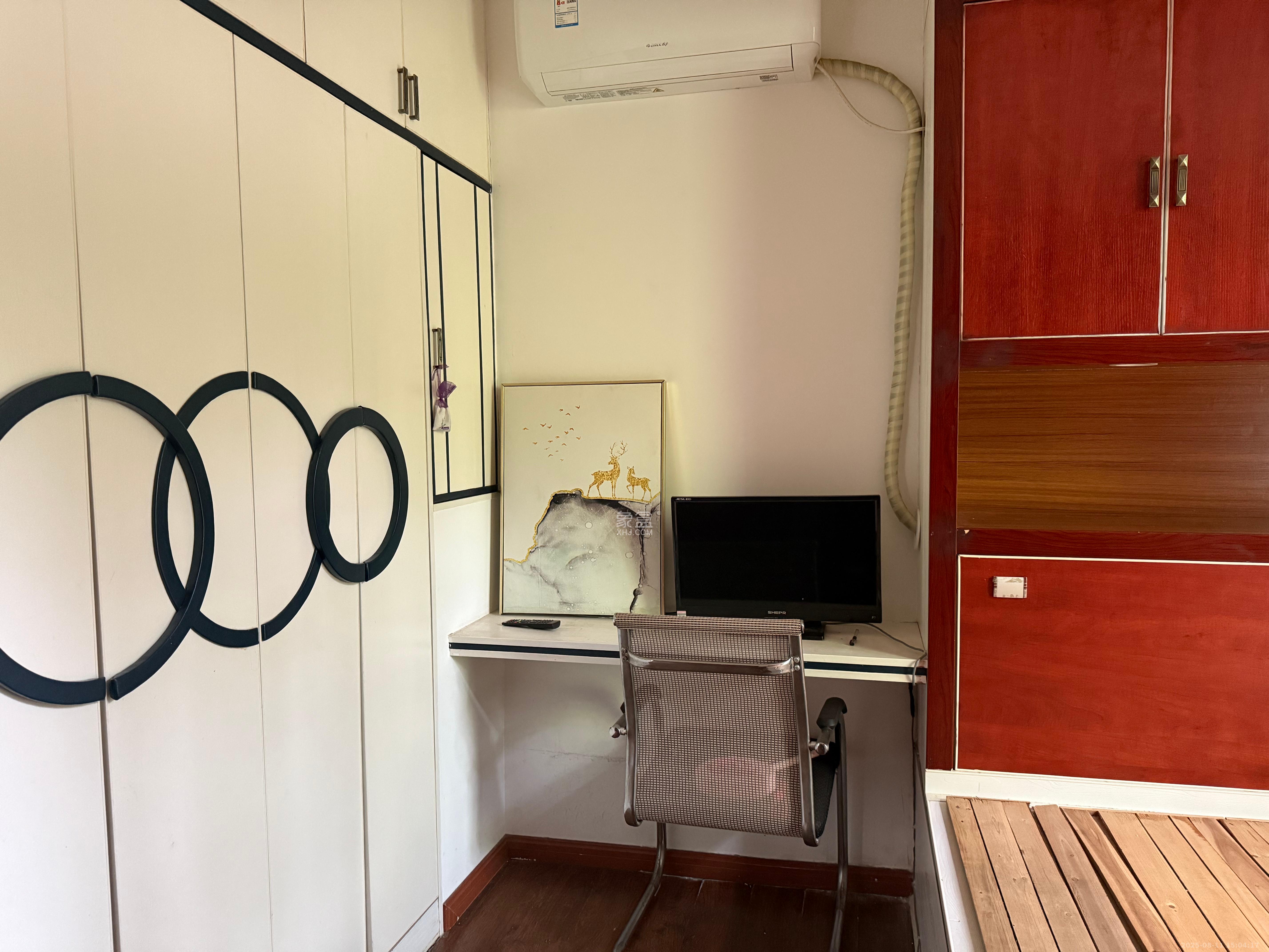 龙湖湘风原著(龙湖湘风星城)  3室2厅2卫    2000.0元/月 龙湖湘风原著(龙湖湘风星城)  3室2厅2卫    2000.0元/月室内图