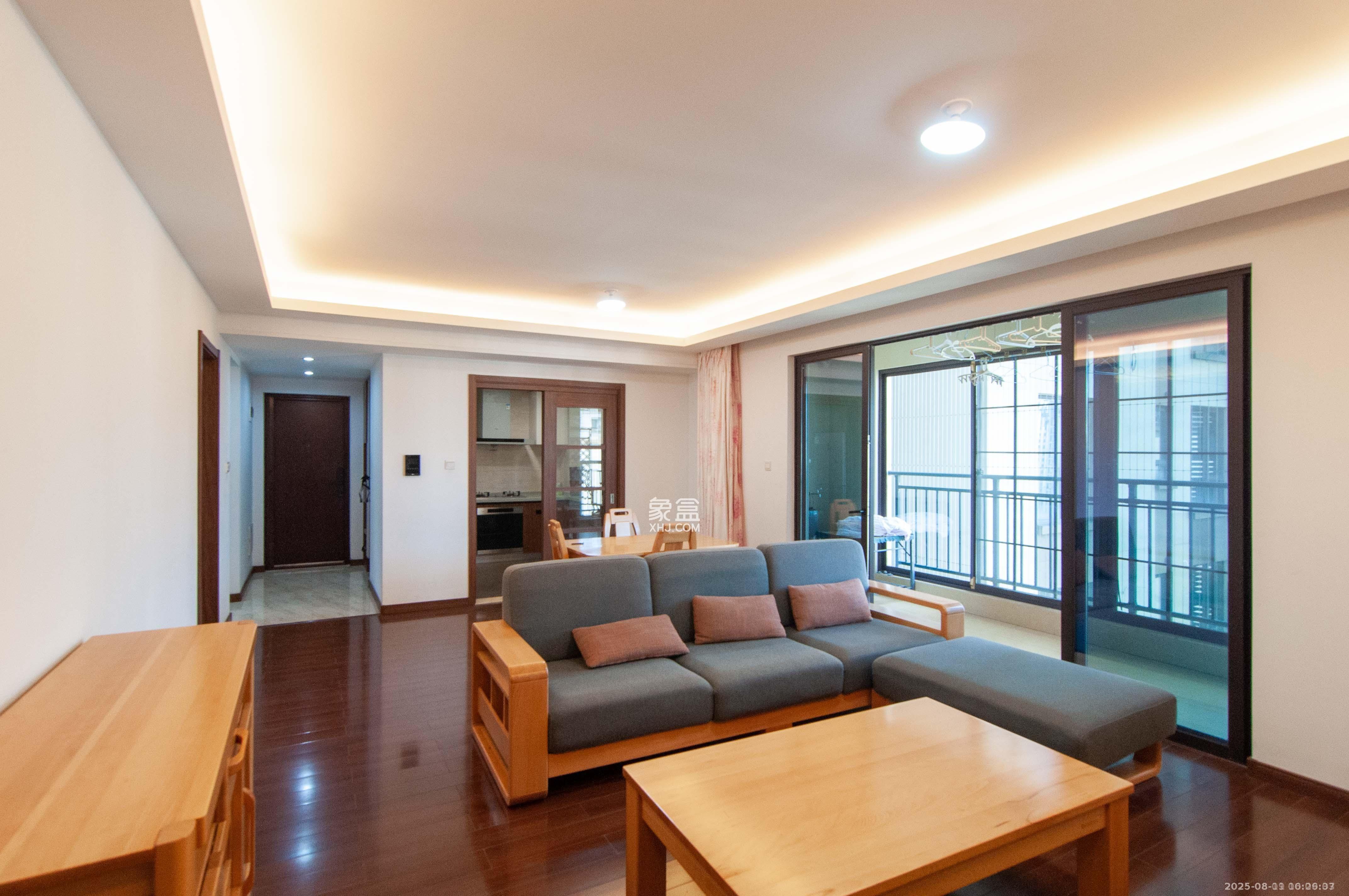 万科里梅溪郡 3室2厅2卫 3800.0元/月 万科里梅溪郡 3室2厅2卫 3800.0元/月室内图