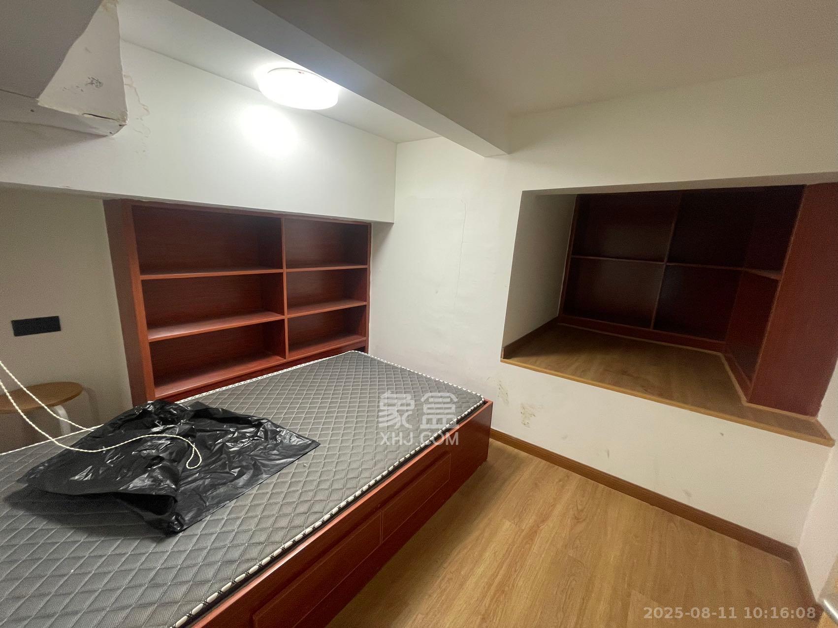 洋湖时代  1室1厅1卫    1400.0元/月室内图