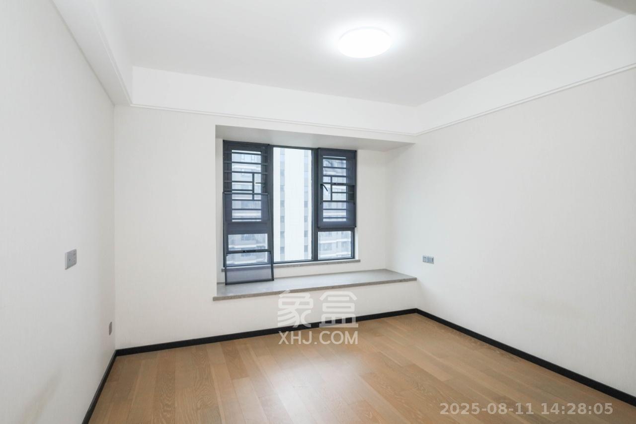 中海阅溪府  4室2厅2卫    5500.0元/月室内图