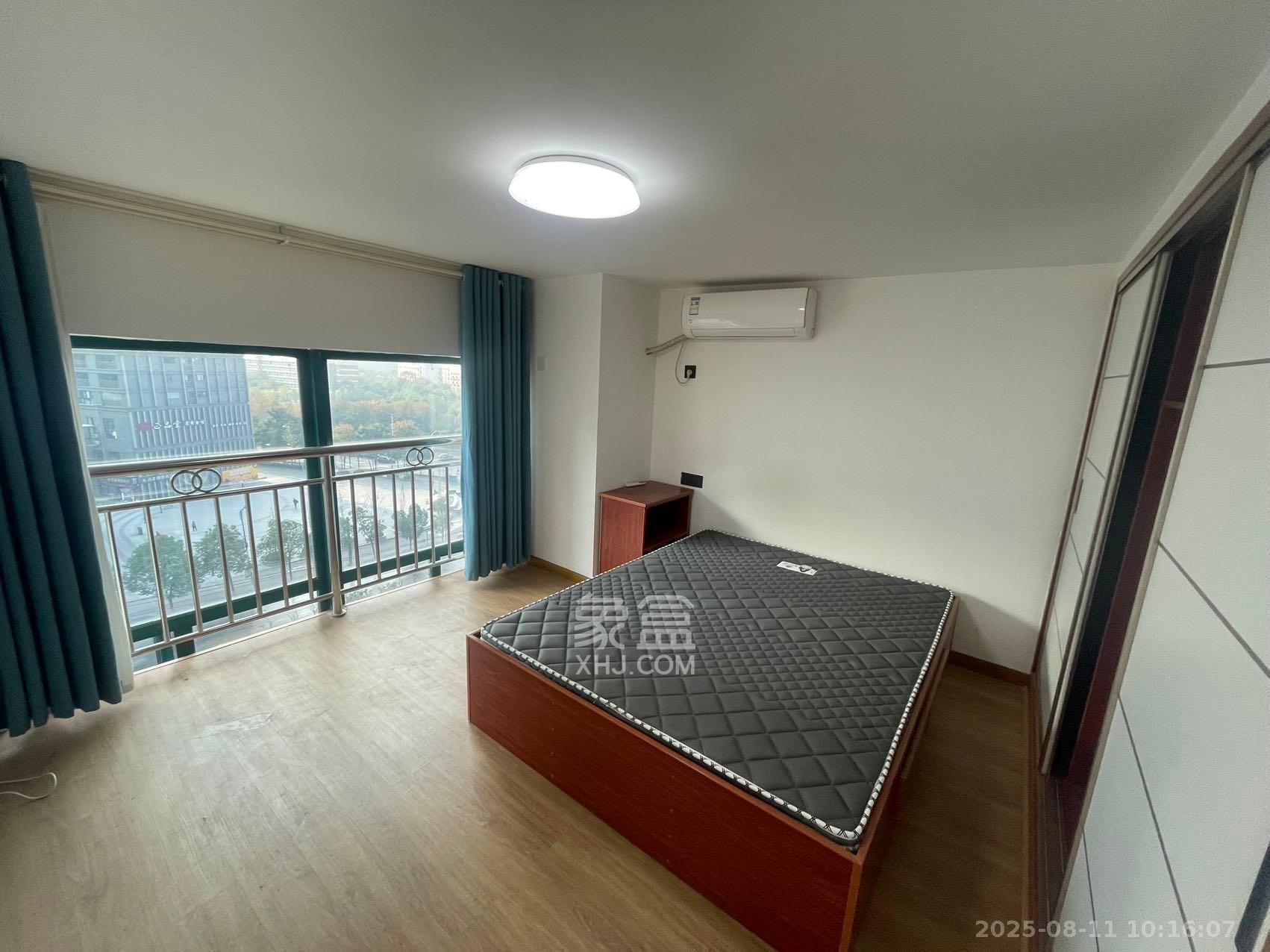 洋湖时代  1室1厅1卫    1400.0元/月室内图