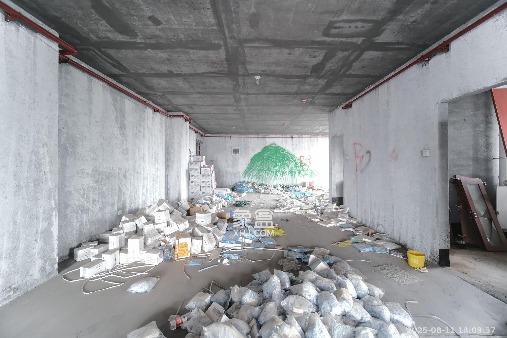 和悦城(蟠龙景苑)  1室1厅1卫    2800.0元/月 和悦城(蟠龙景苑)  1室1厅1卫    2800.0元/月室内图