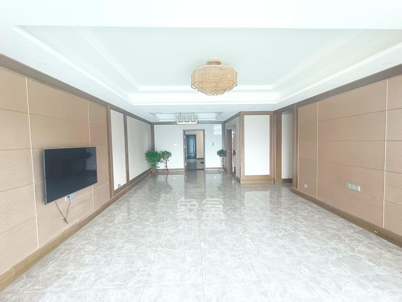 恒大御景半岛湘江苑(恒大御景半岛一期) 5室2厅2卫 5000.0元/月 恒大御景半岛湘江苑(恒大御景半岛一期) 5室2厅2卫 5000.0元/月室内图