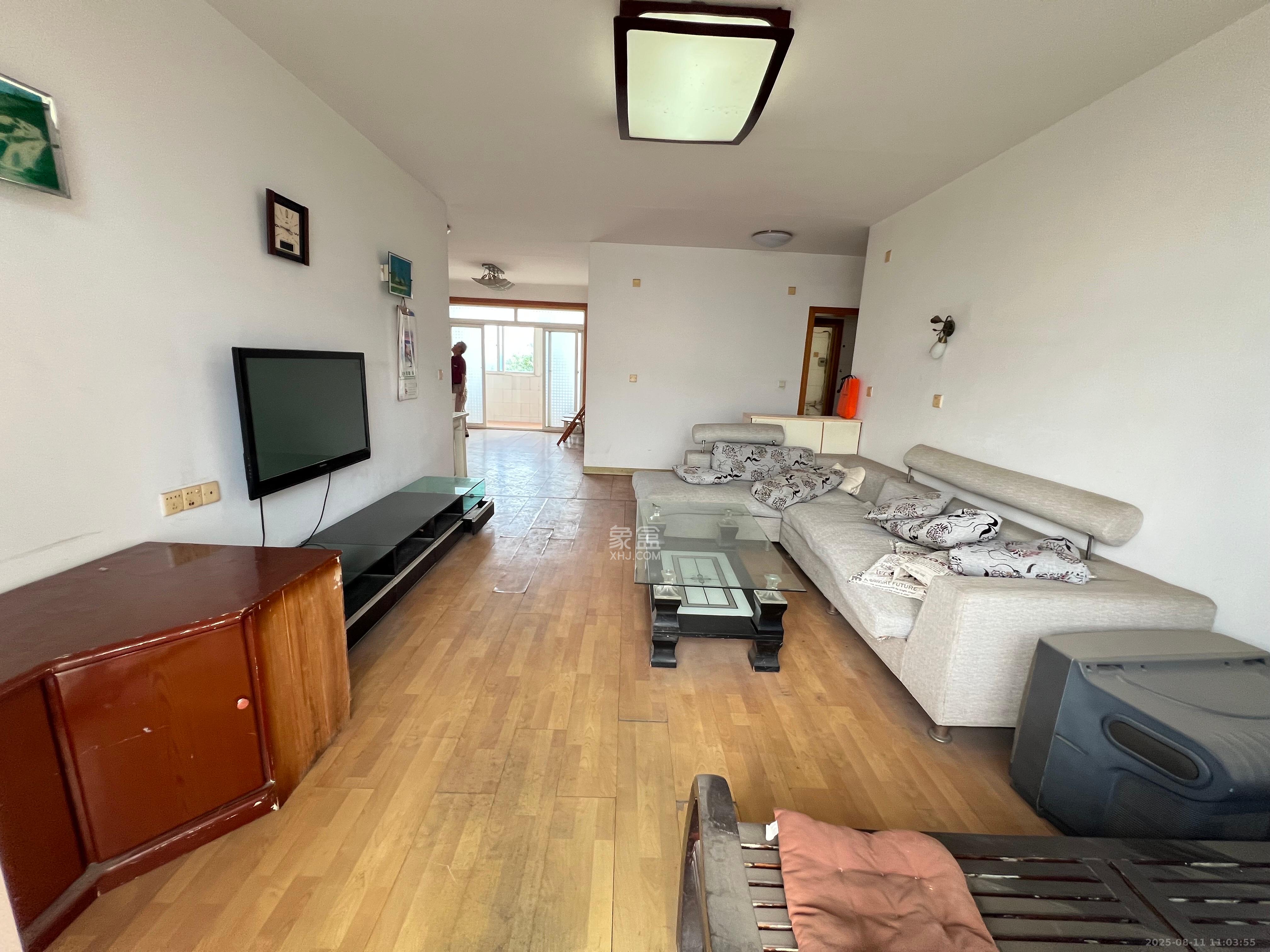 航天大院 3室2厅2卫 1850.0元/月 航天大院 3室2厅2卫 1850.0元/月室内图