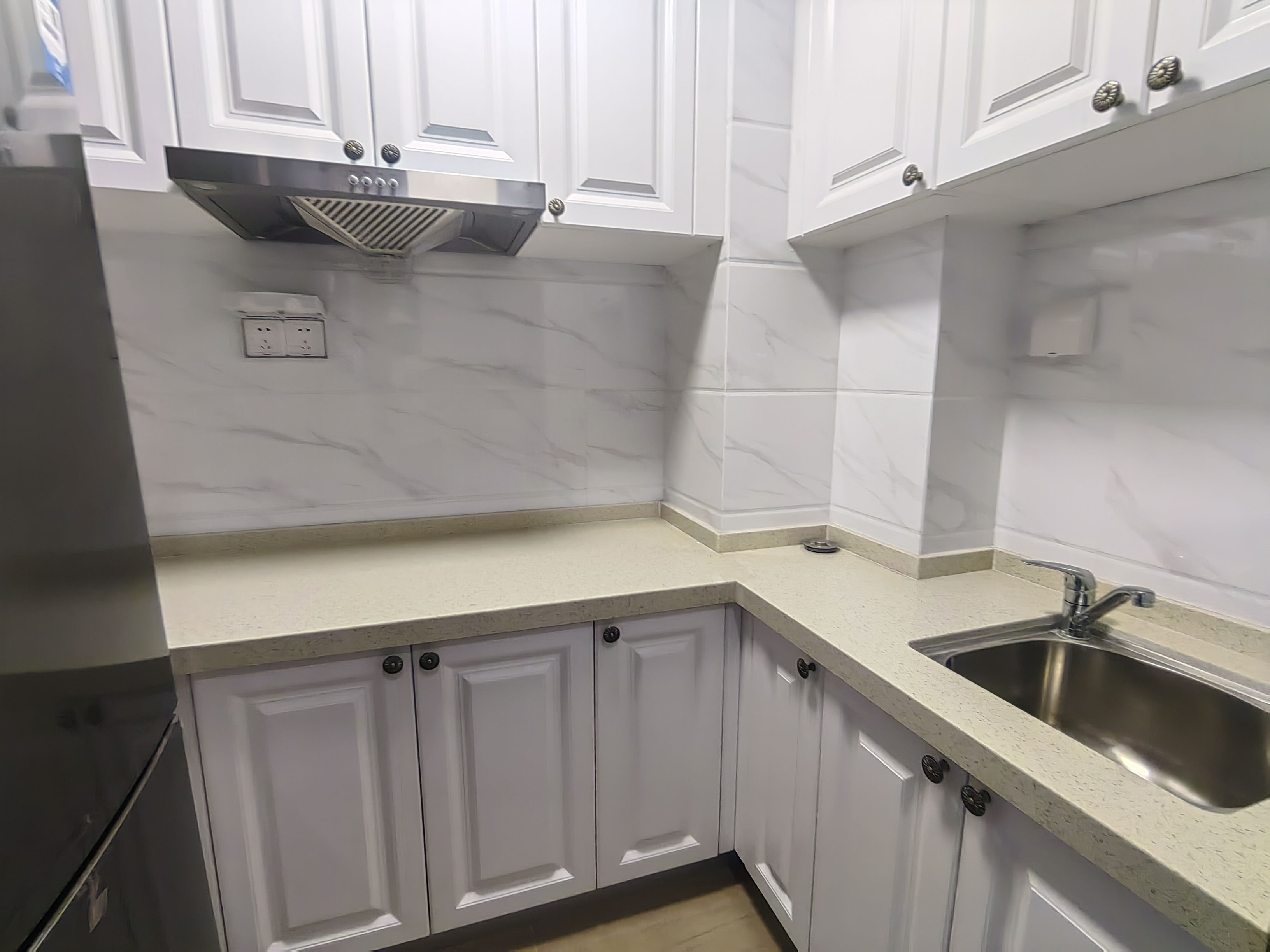 华耀碧桂园十里江湾誉峯 1室0厅0卫 1800.0元/月 华耀碧桂园十里江湾誉峯 1室0厅0卫 1800.0元/月室内图