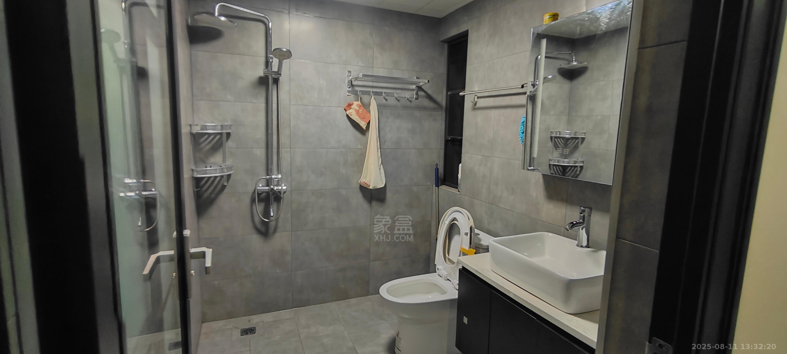 中欧昆仑首府 3室2厅1卫 2800.0元/月 中欧昆仑首府 3室2厅1卫 2800.0元/月室内图