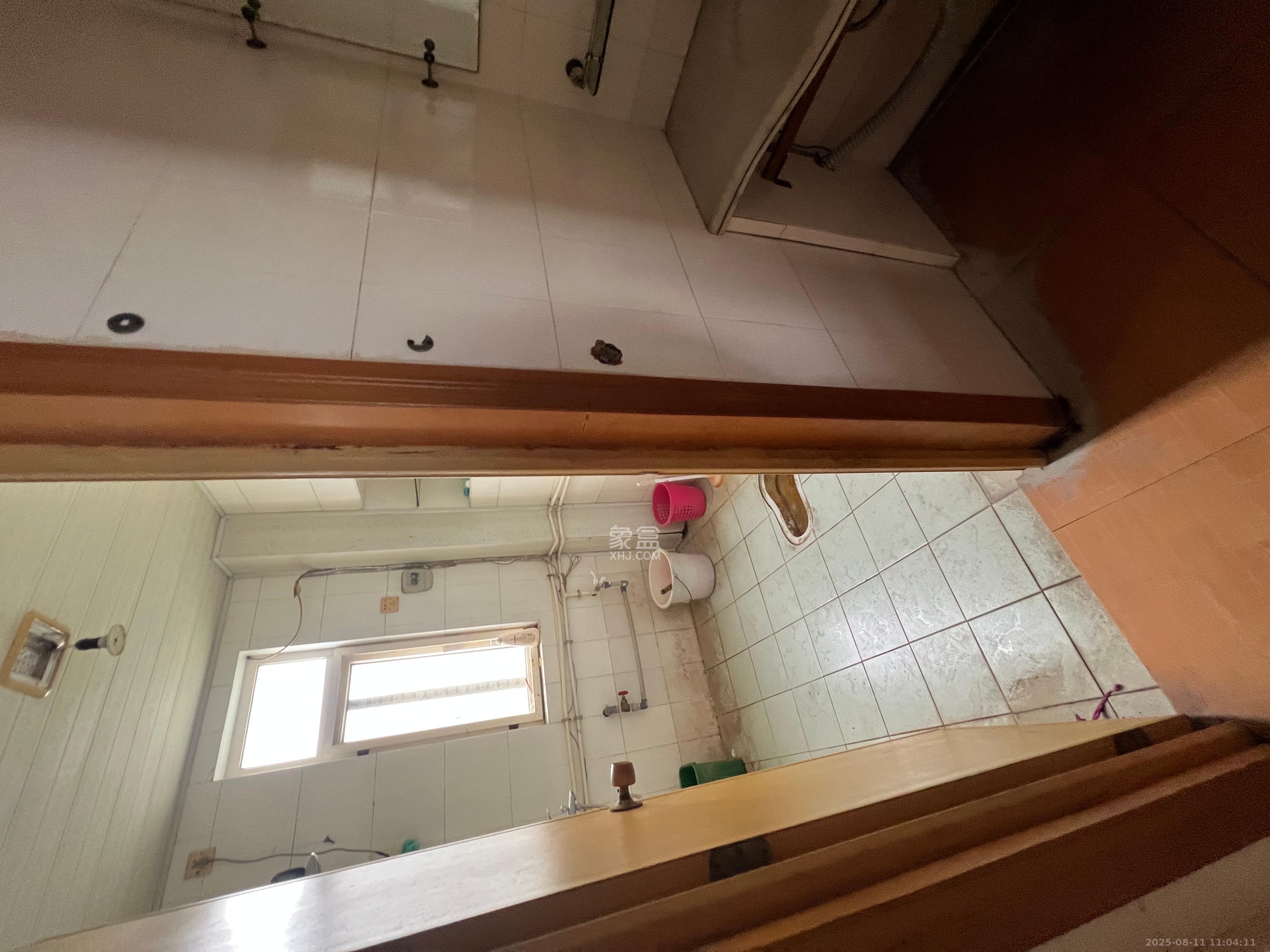 航天大院  3室2厅2卫    1850.0元/月室内图