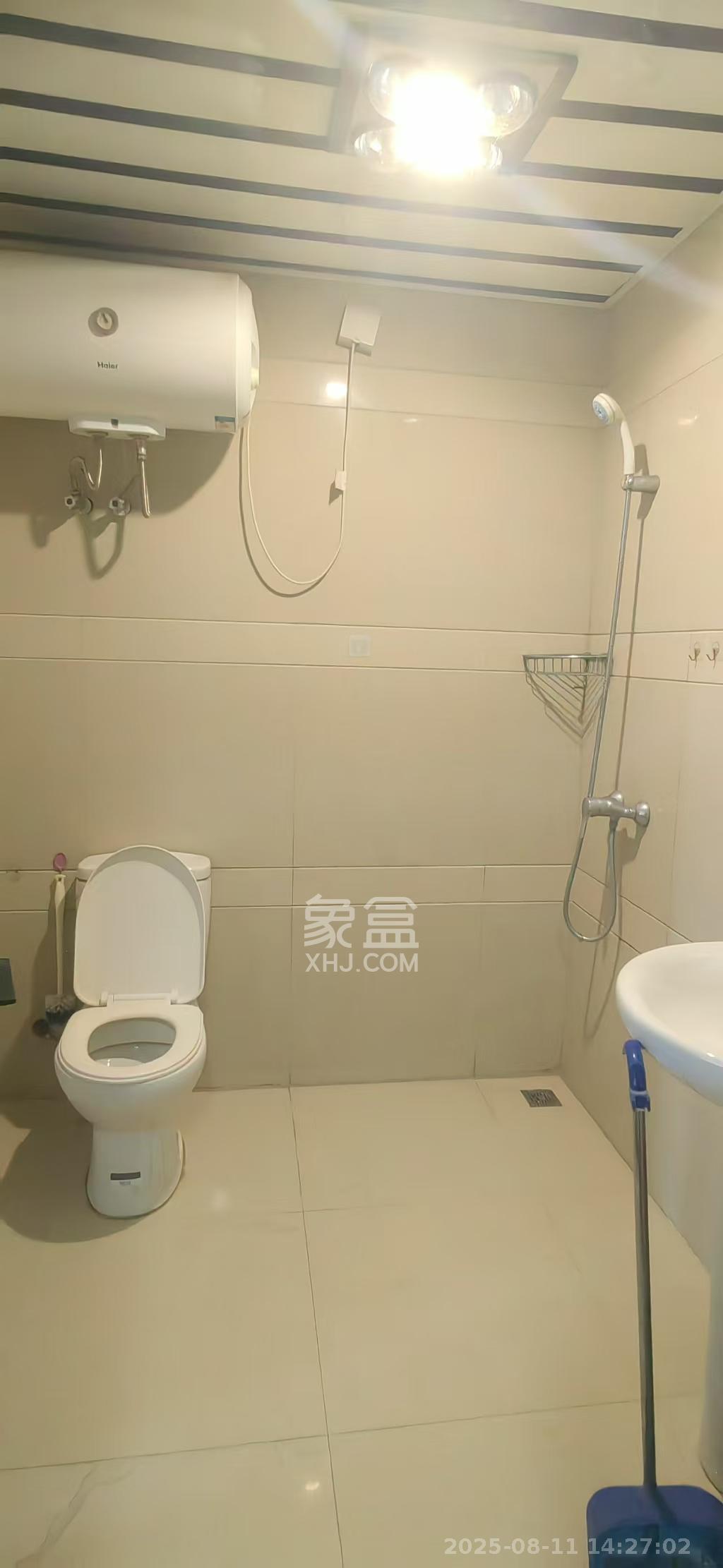 标志商务中心 1室1厅1卫 1100.0元/月 标志商务中心 1室1厅1卫 1100.0元/月室内图