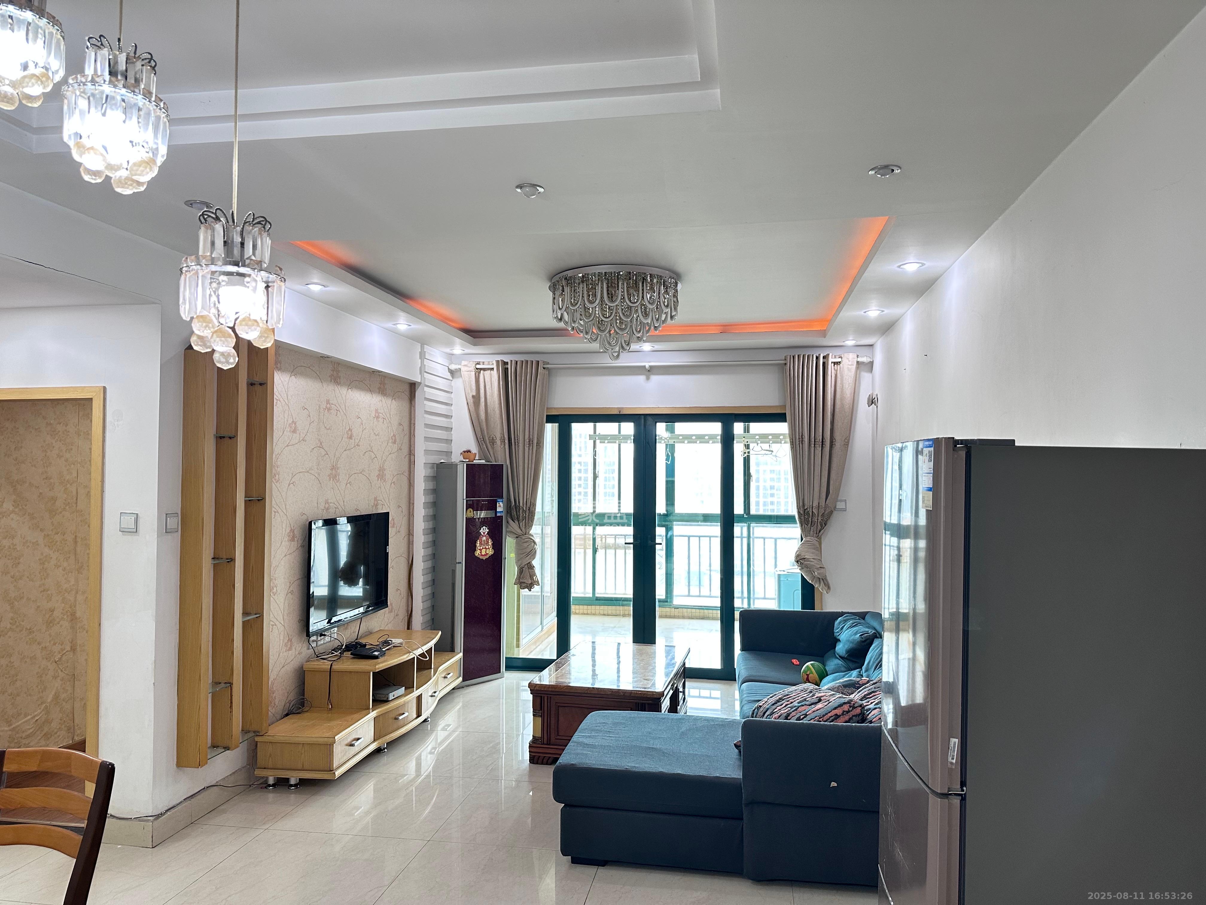 恒大华府  2室2厅1卫    2100.0元/月 恒大华府  2室2厅1卫    2100.0元/月