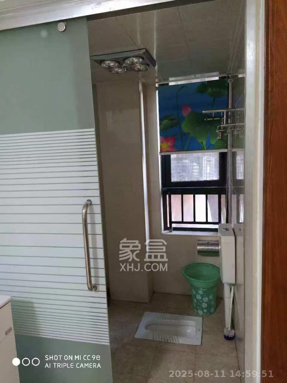 中信凯旋蓝岸(中信新城三期)  3室2厅1卫    1800.0元/月 中信凯旋蓝岸(中信新城三期)  3室2厅1卫    1800.0元/月室内图