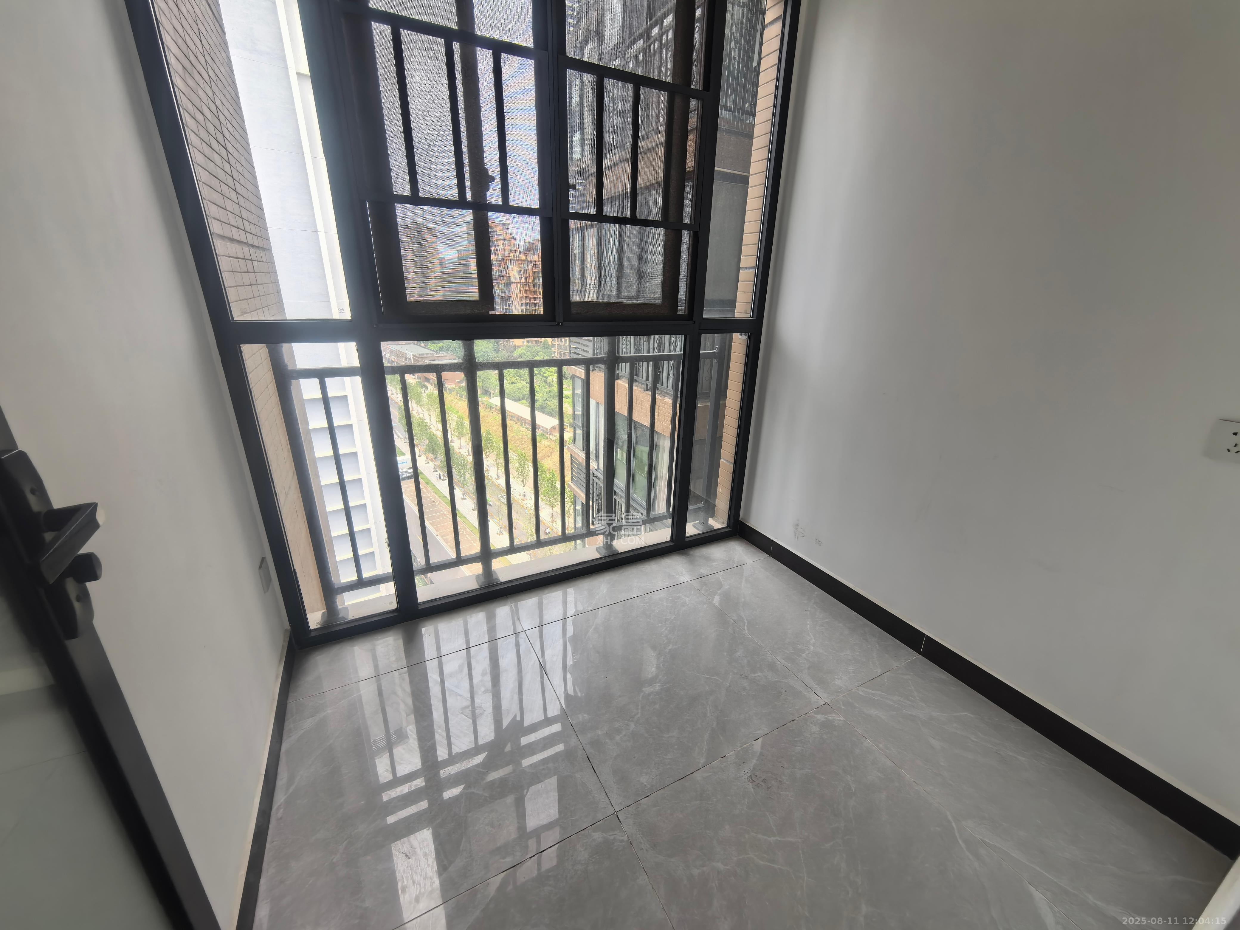 金鼎公园尚 2室2厅1卫 1800.0元/月 金鼎公园尚 2室2厅1卫 1800.0元/月室内图