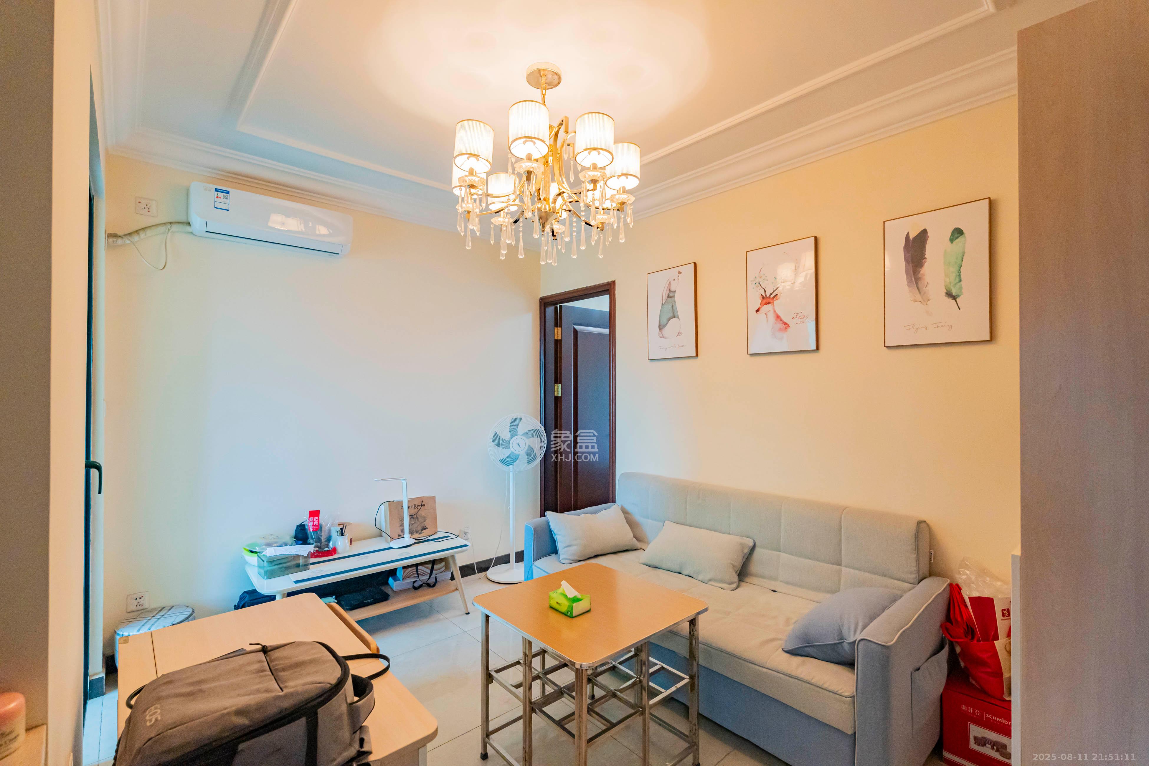 恒大雅苑 1室1厅1卫 43.0万 恒大雅苑 1室1厅1卫 43.0万客厅