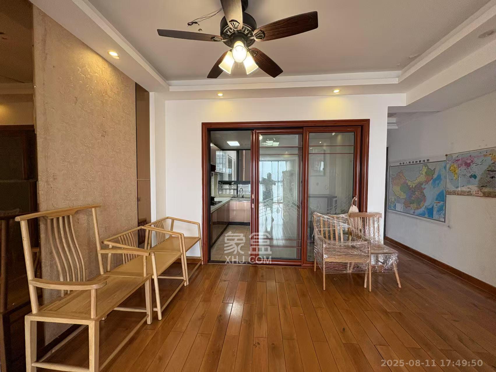 万博汇 4室2厅2卫 4800.0元/月 万博汇 4室2厅2卫 4800.0元/月室内图