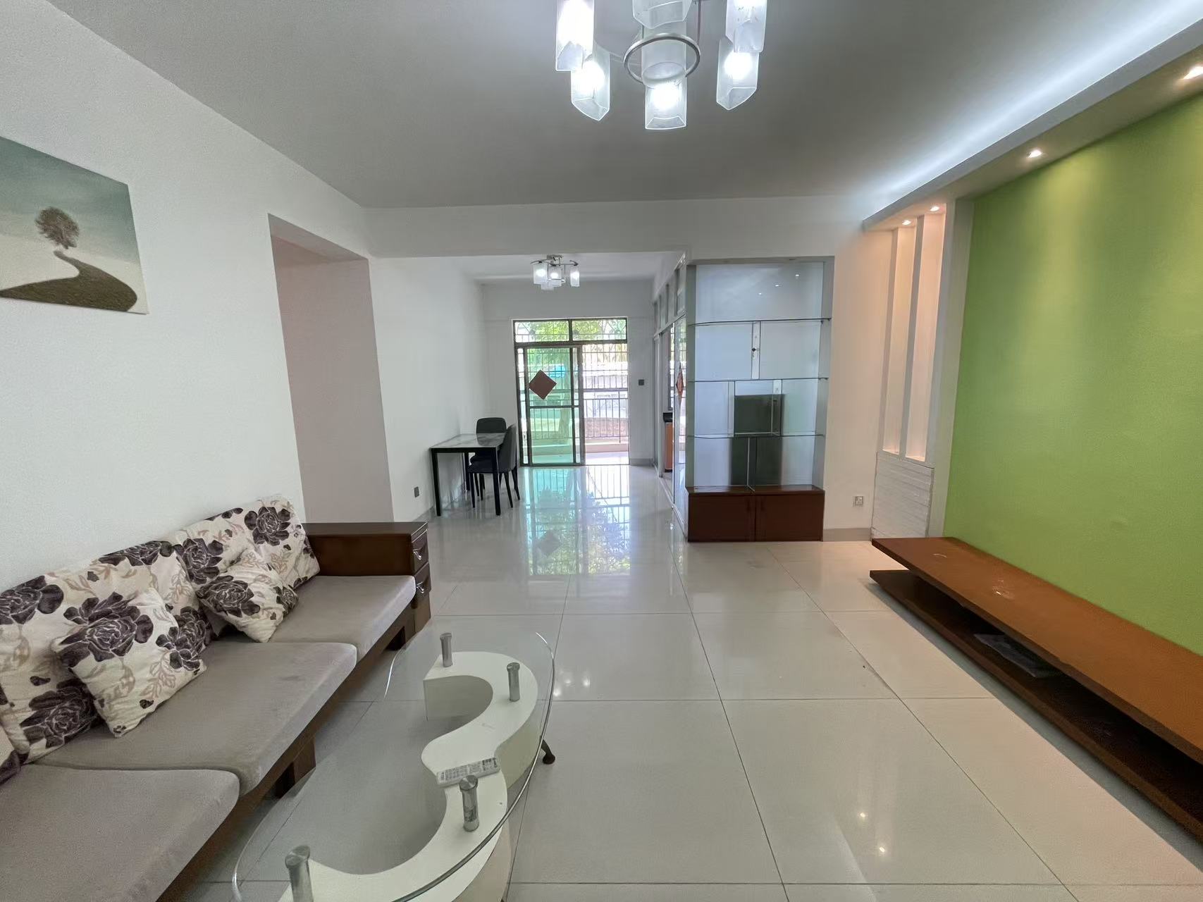 千鸿茂绿园小区 2室2厅1卫 2100.0元/月 千鸿茂绿园小区 2室2厅1卫 2100.0元/月室内图