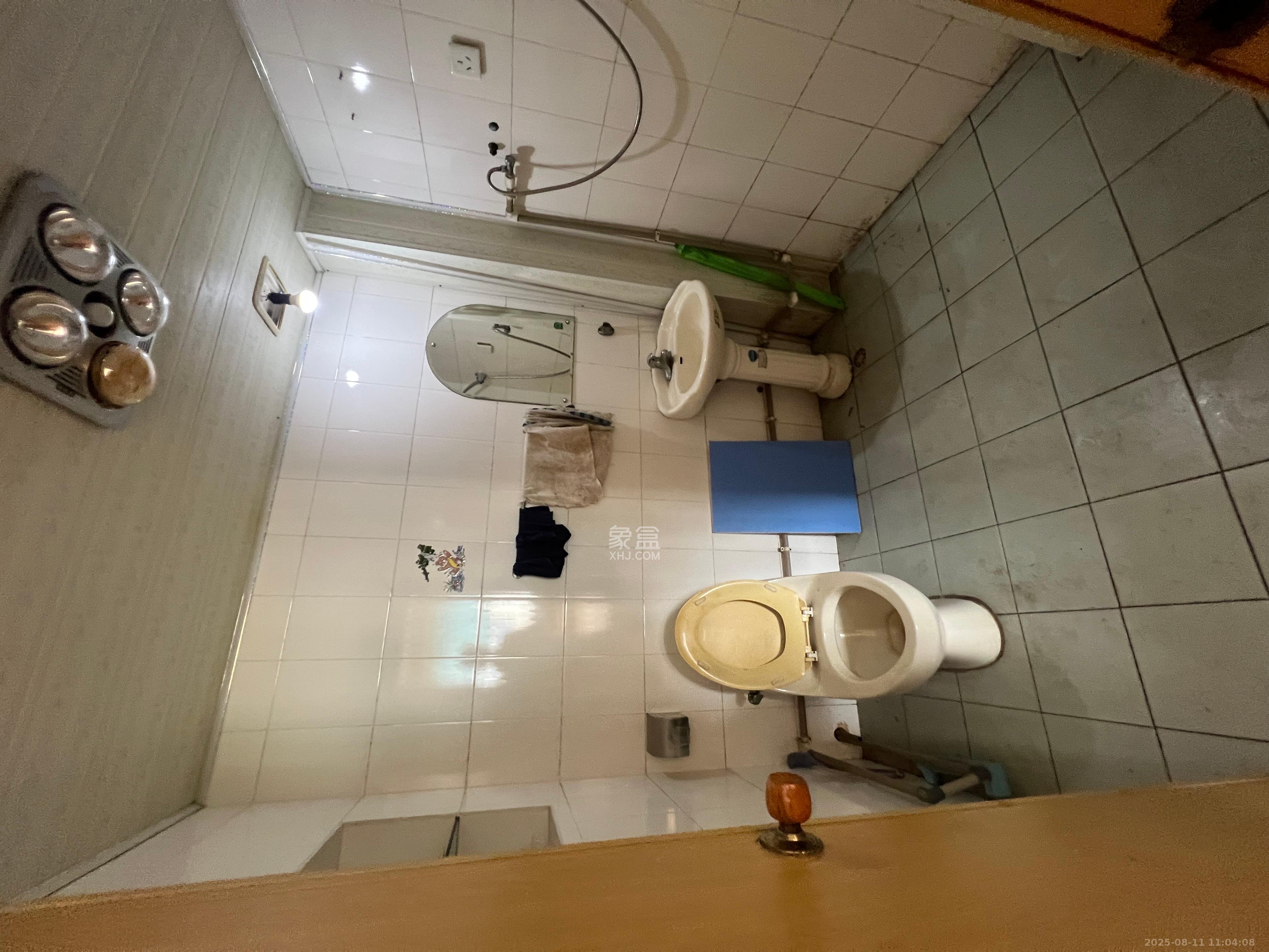 航天大院  3室2厅2卫    1850.0元/月室内图