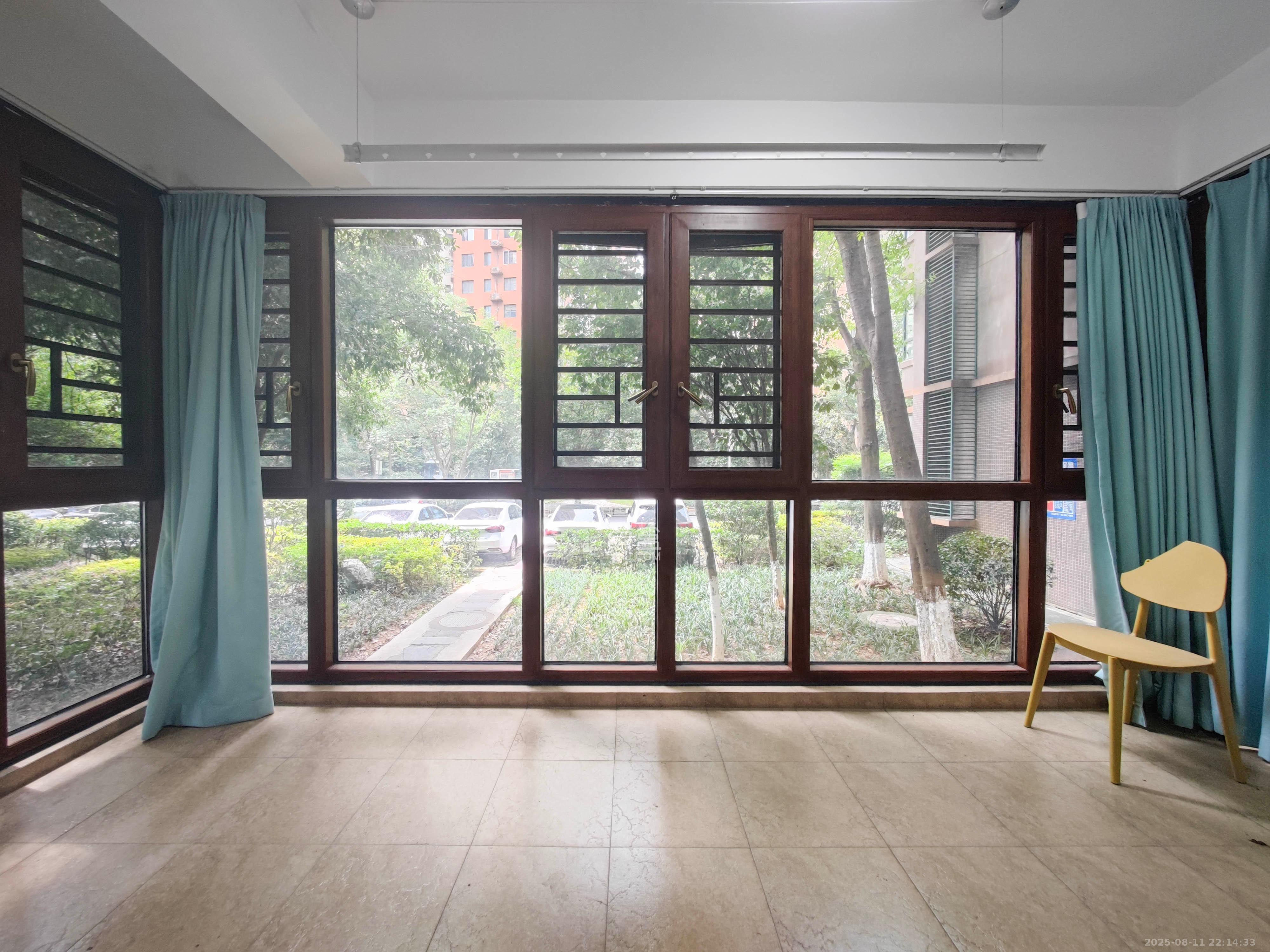 华盛世纪新城 4室2厅1卫 95.0万 华盛世纪新城 4室2厅1卫 95.0万其他